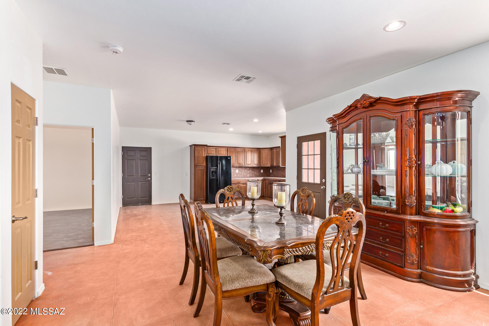 7611 W Illinois Street