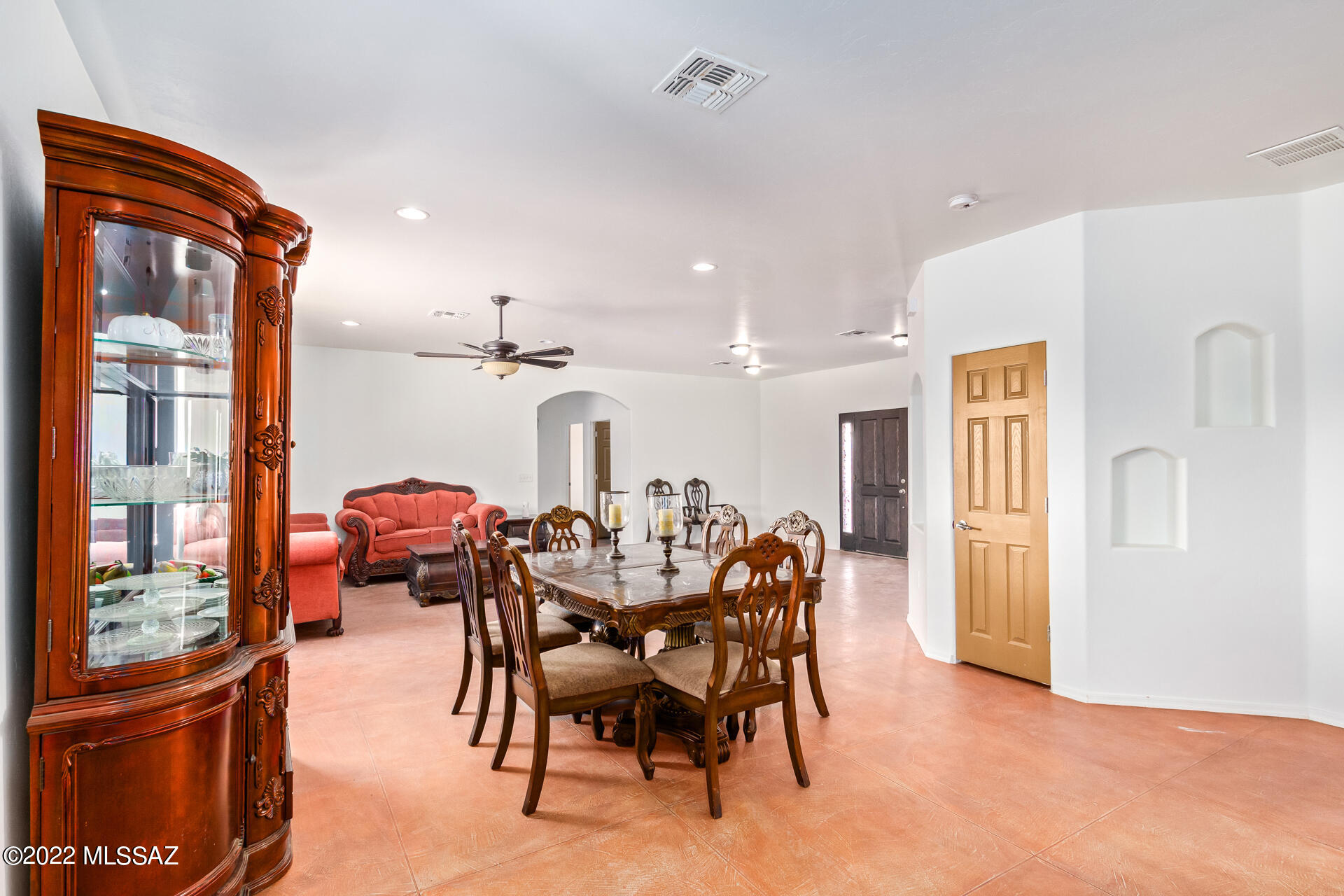 7611 W Illinois Street