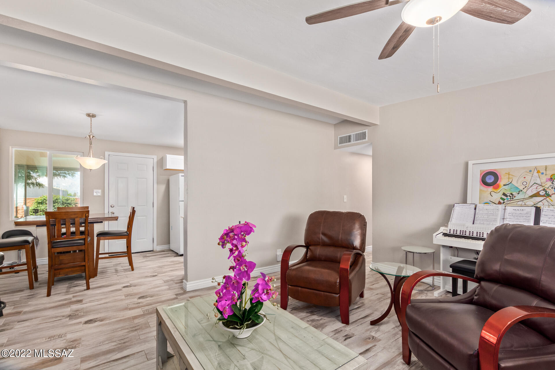 6325 E Calle Bellatrix