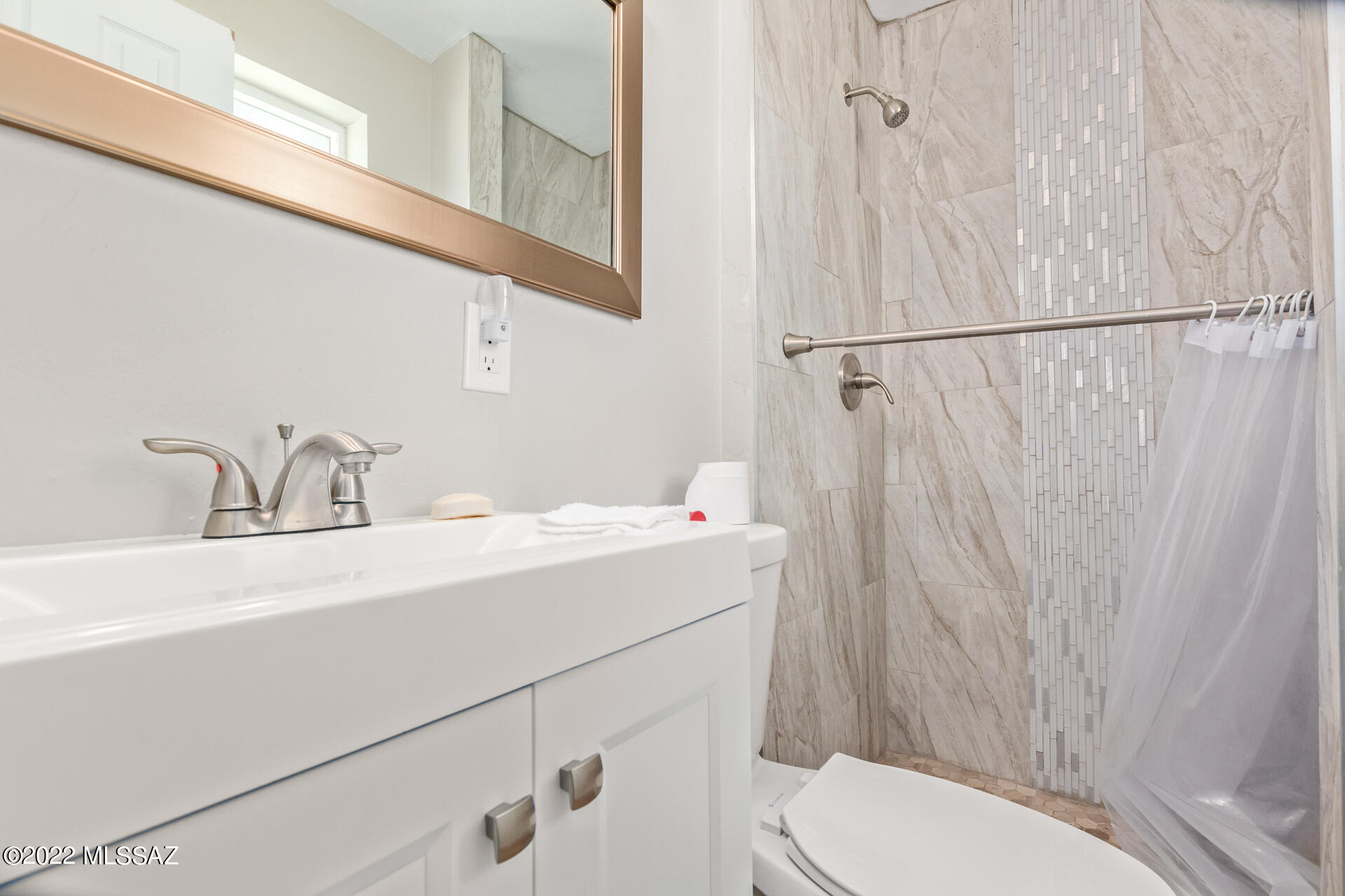 6325 E Calle Bellatrix