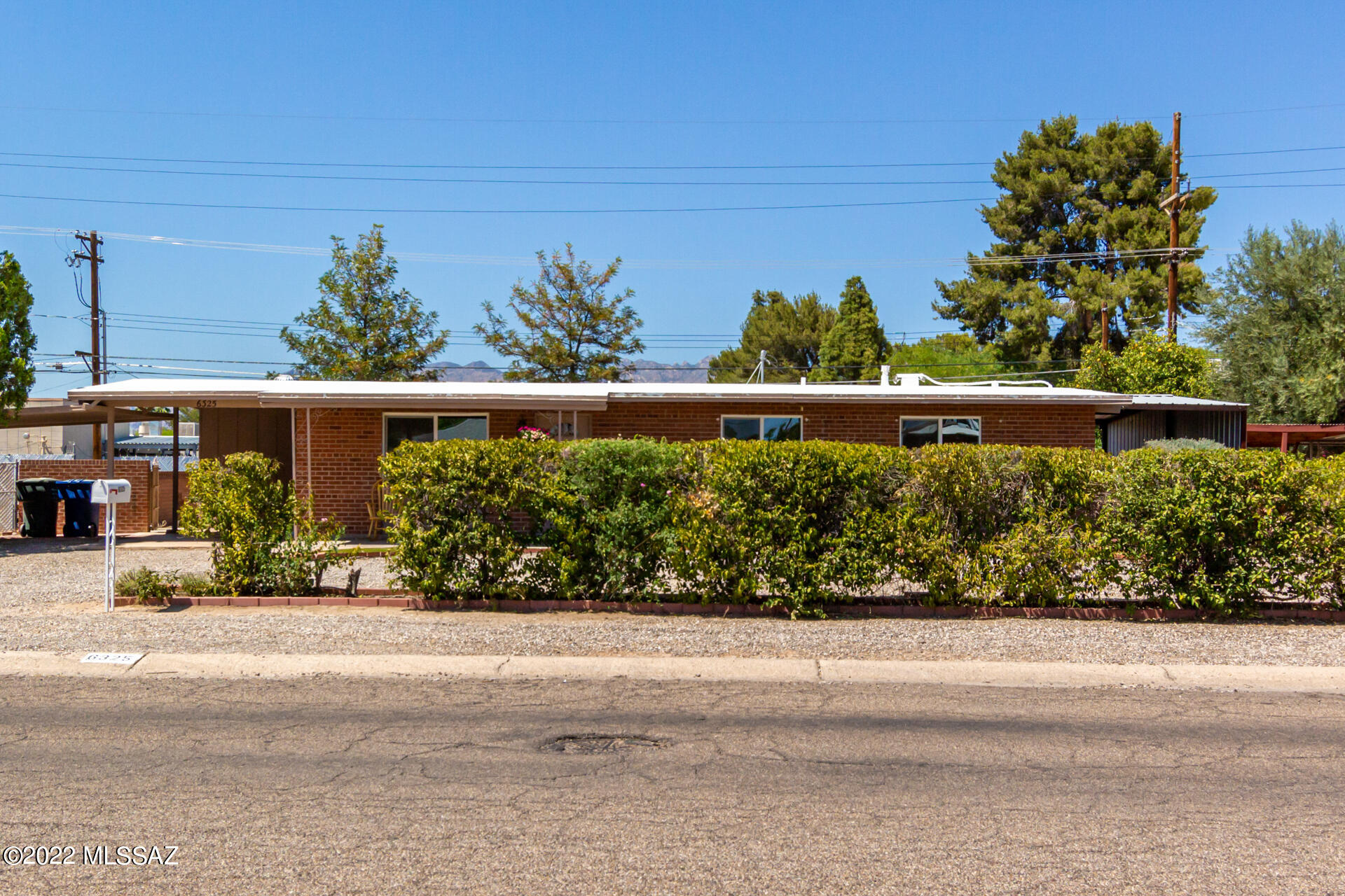 6325 E Calle Bellatrix