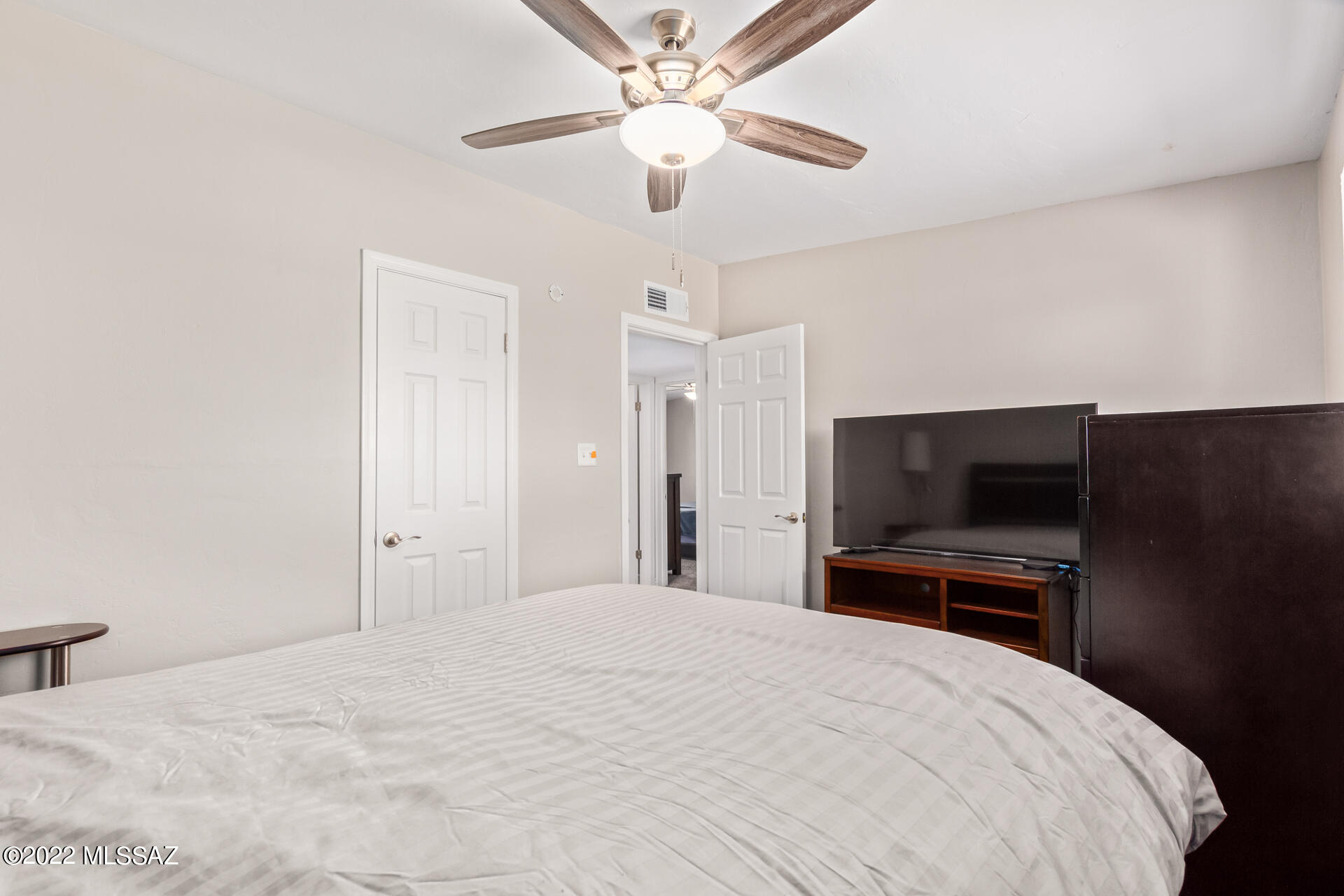 6325 E Calle Bellatrix