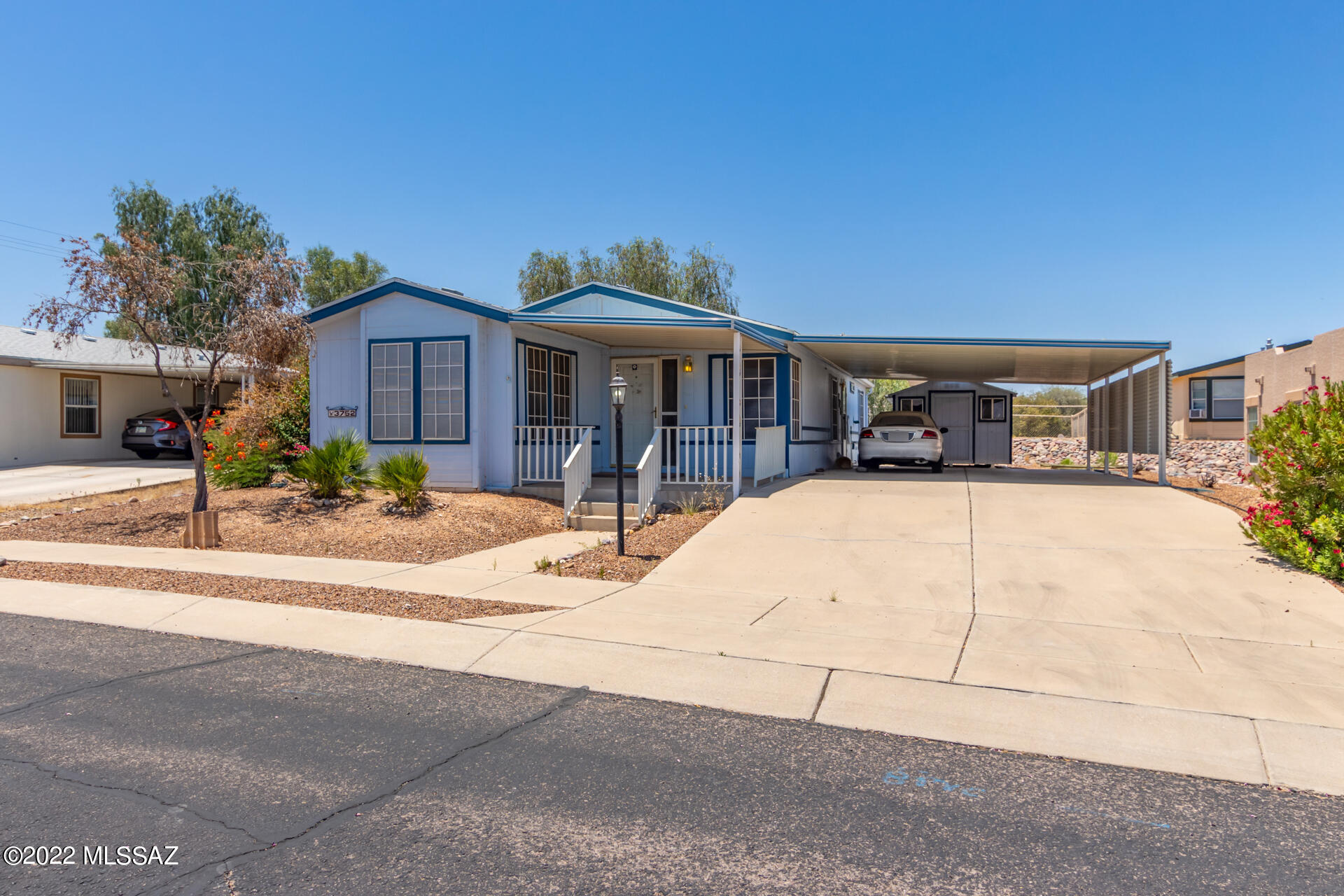 3752 S John Hay Avenue