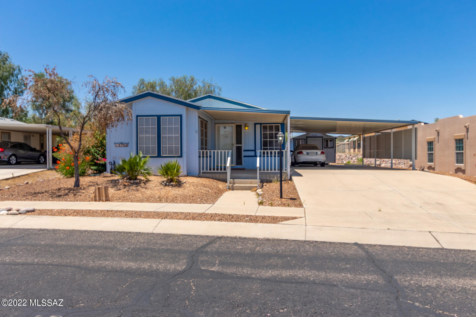 3752 S John Hay Avenue