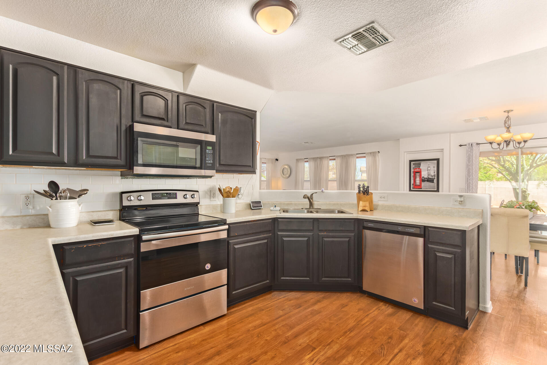 6895 S Goshawk Drive