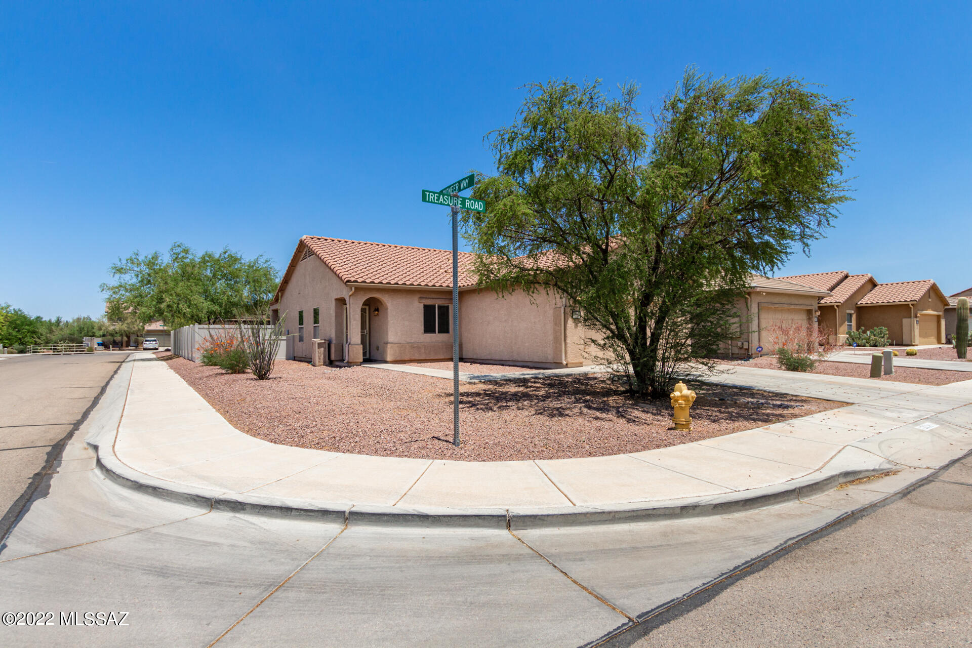 20824 E Treasure Road