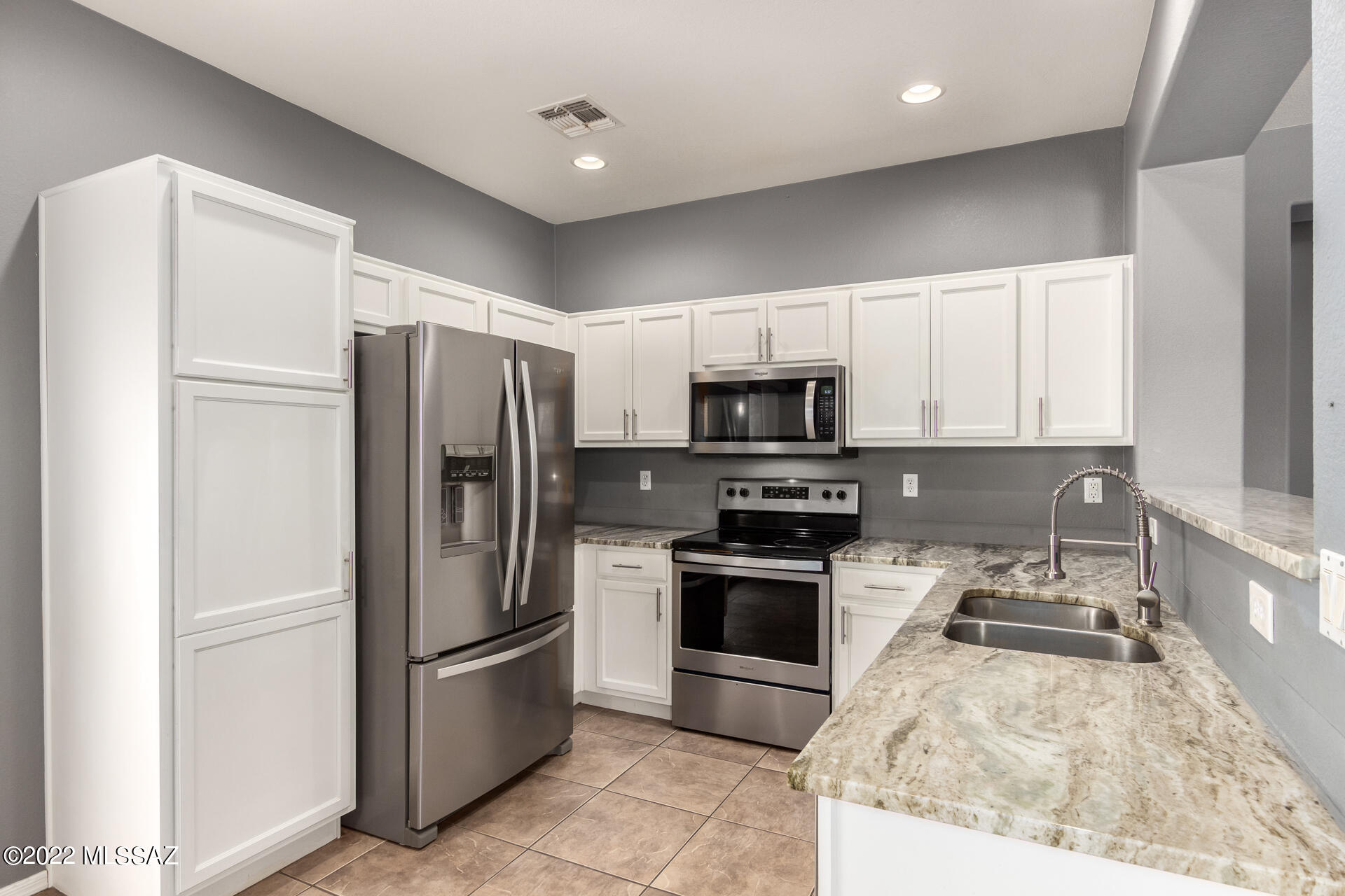 20824 E Treasure Road