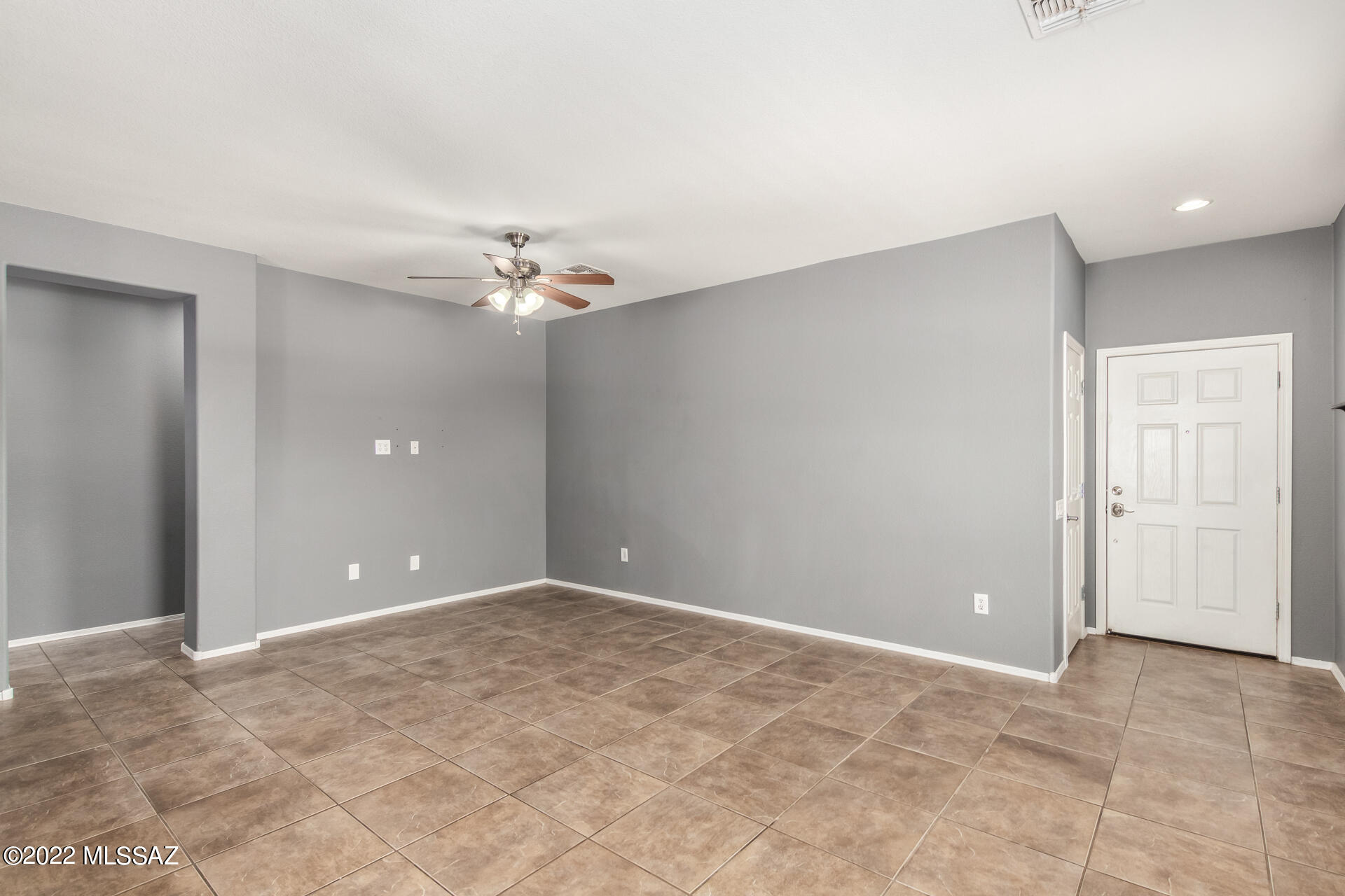 20824 E Treasure Road