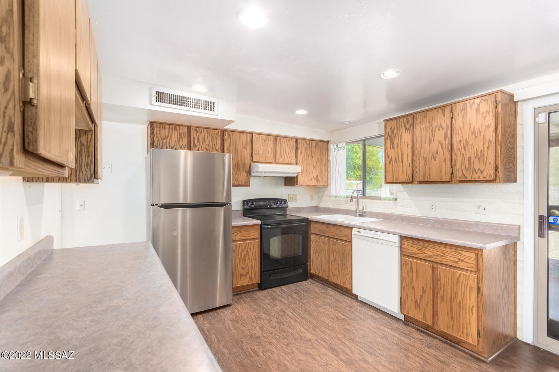 9361 E Pikes Peak Drive