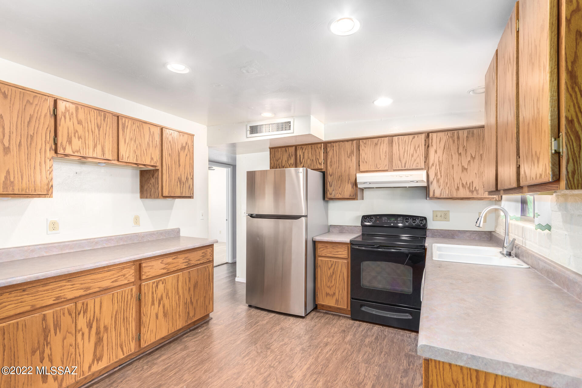 9361 E Pikes Peak Drive