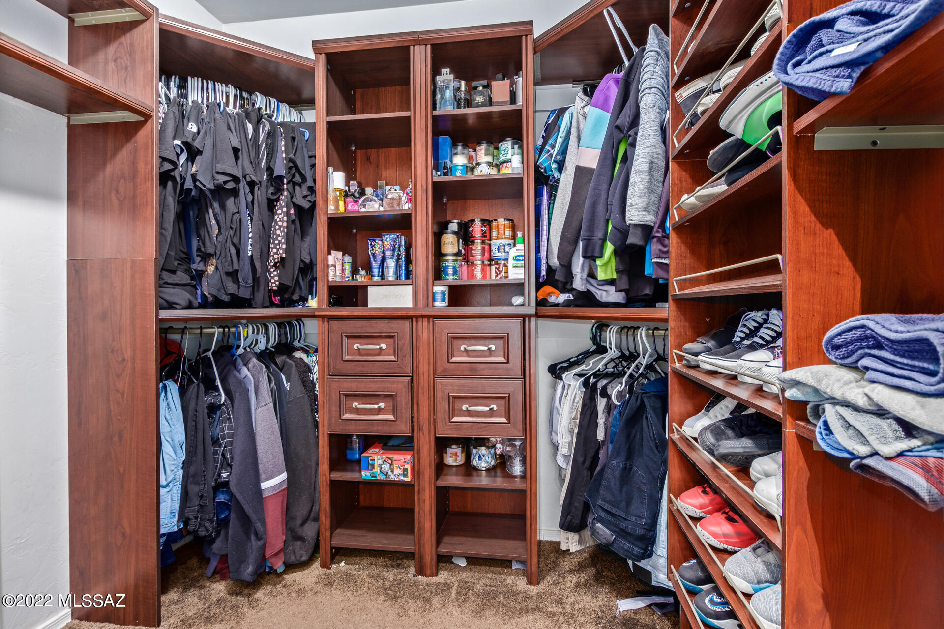 6914 S Copper Bloom Avenue