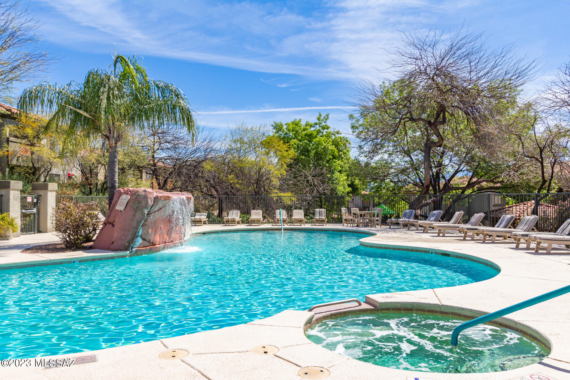 5751 N Kolb Road Unit: 42102