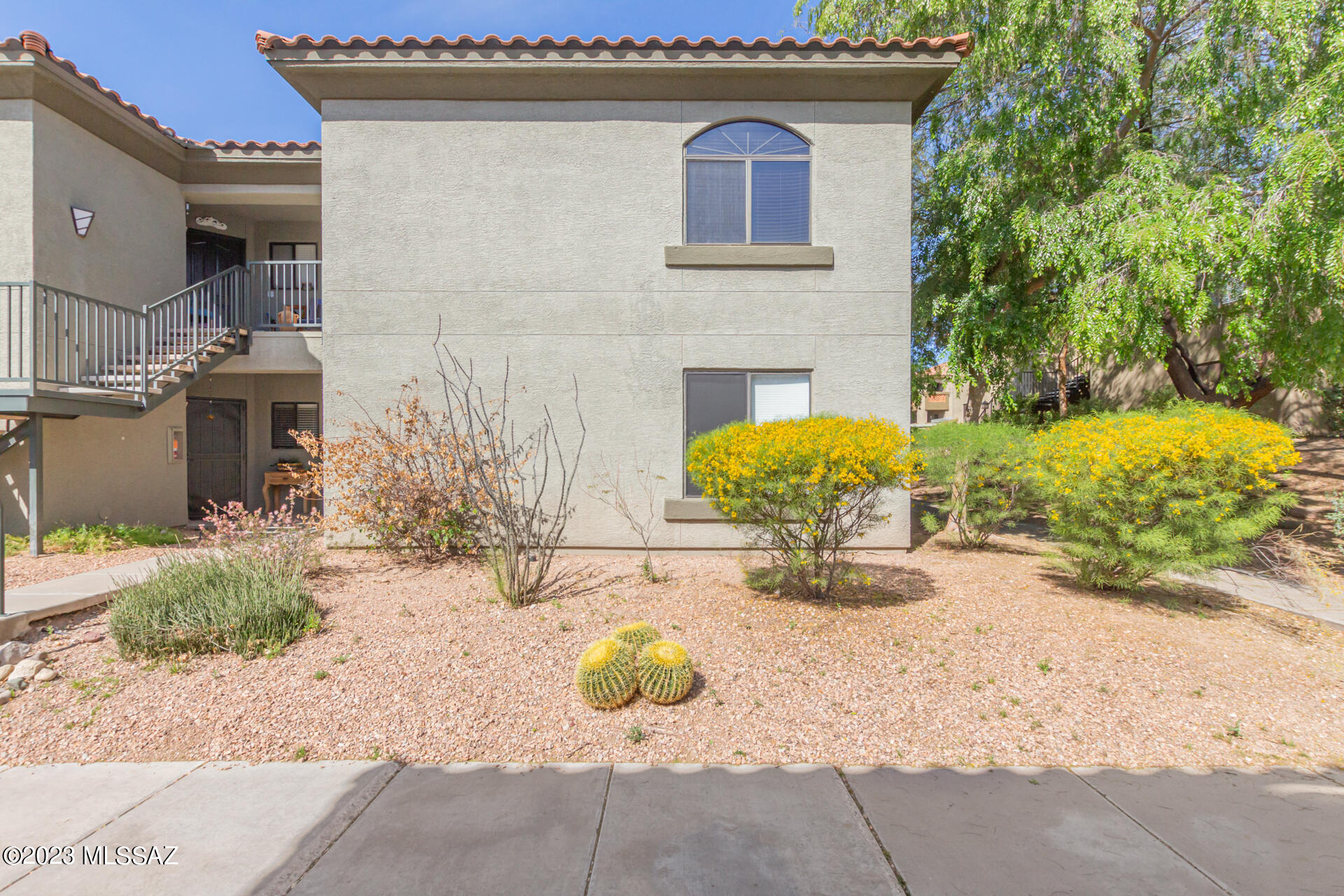 5751 N Kolb Road Unit: 42102