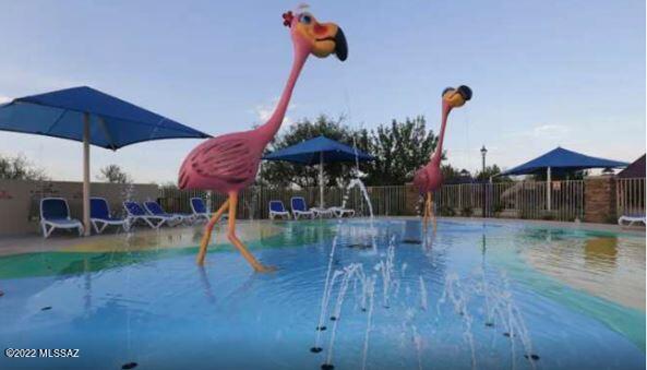 926 W Calle El Acuario