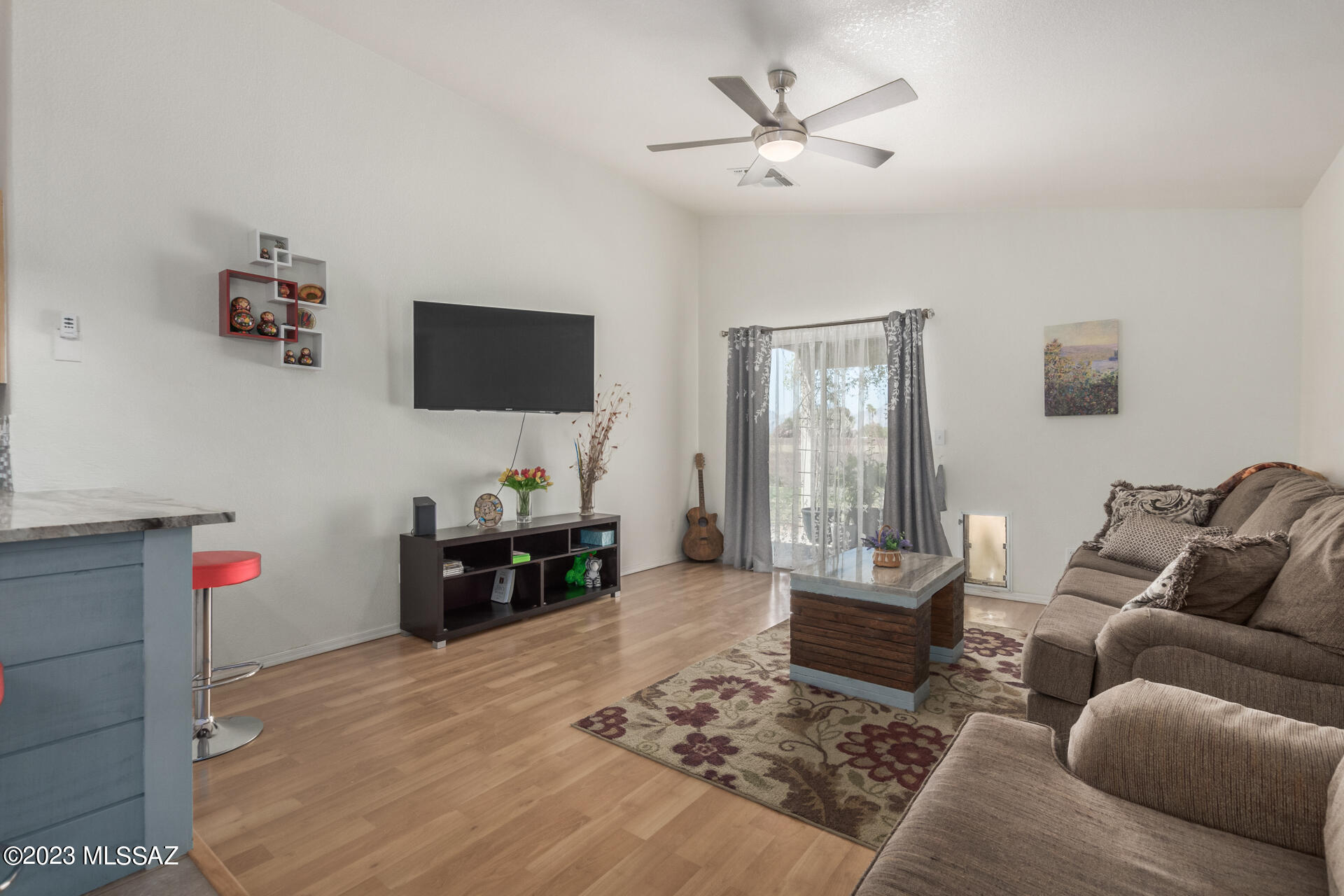 9707 E Vendela Street