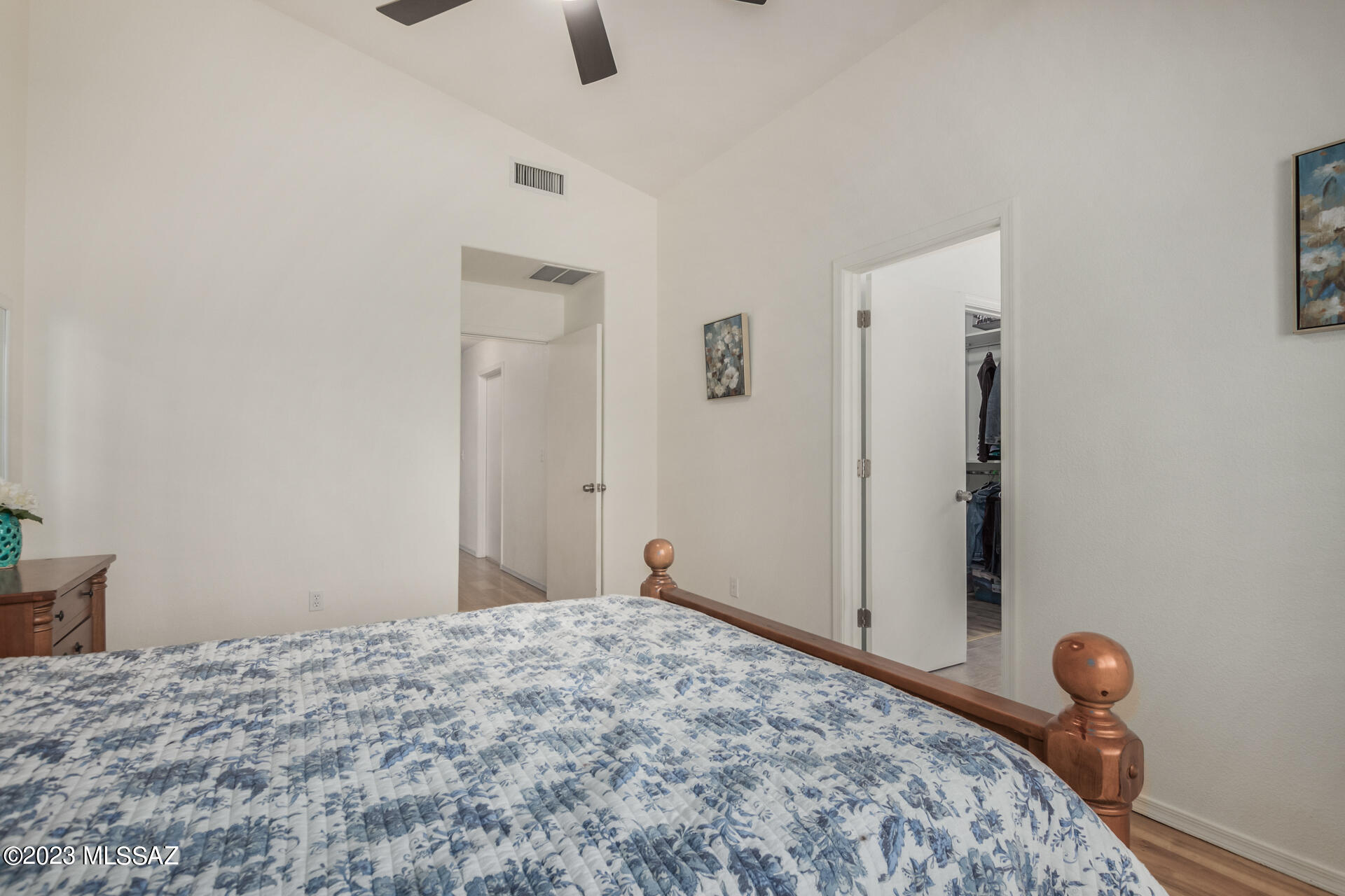 9707 E Vendela Street