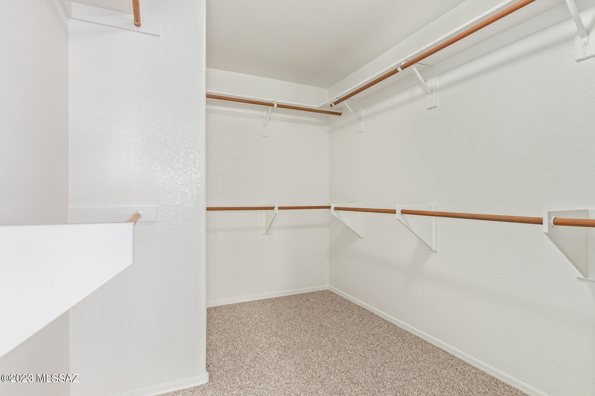 2269 W Enchantment Place