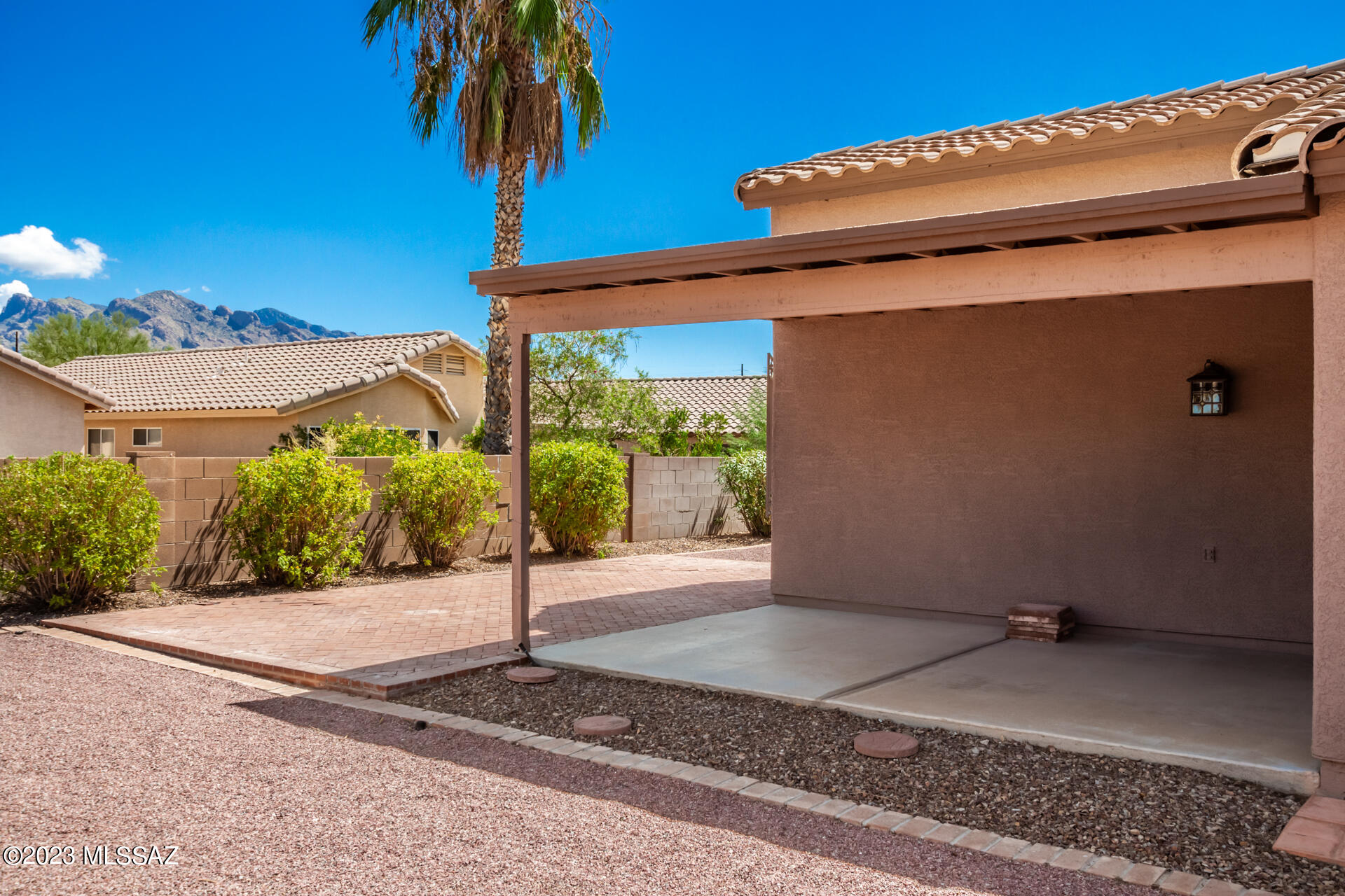 2269 W Enchantment Place