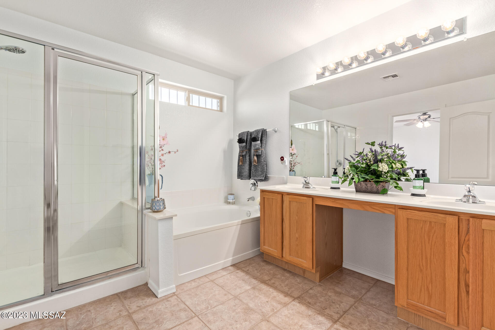 2269 W Enchantment Place