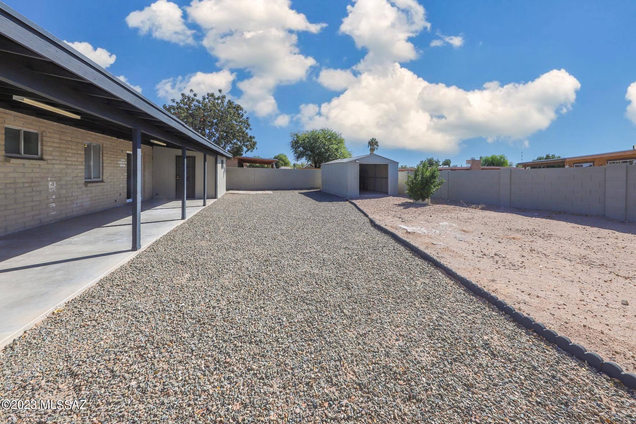 2128 E Alaska Street