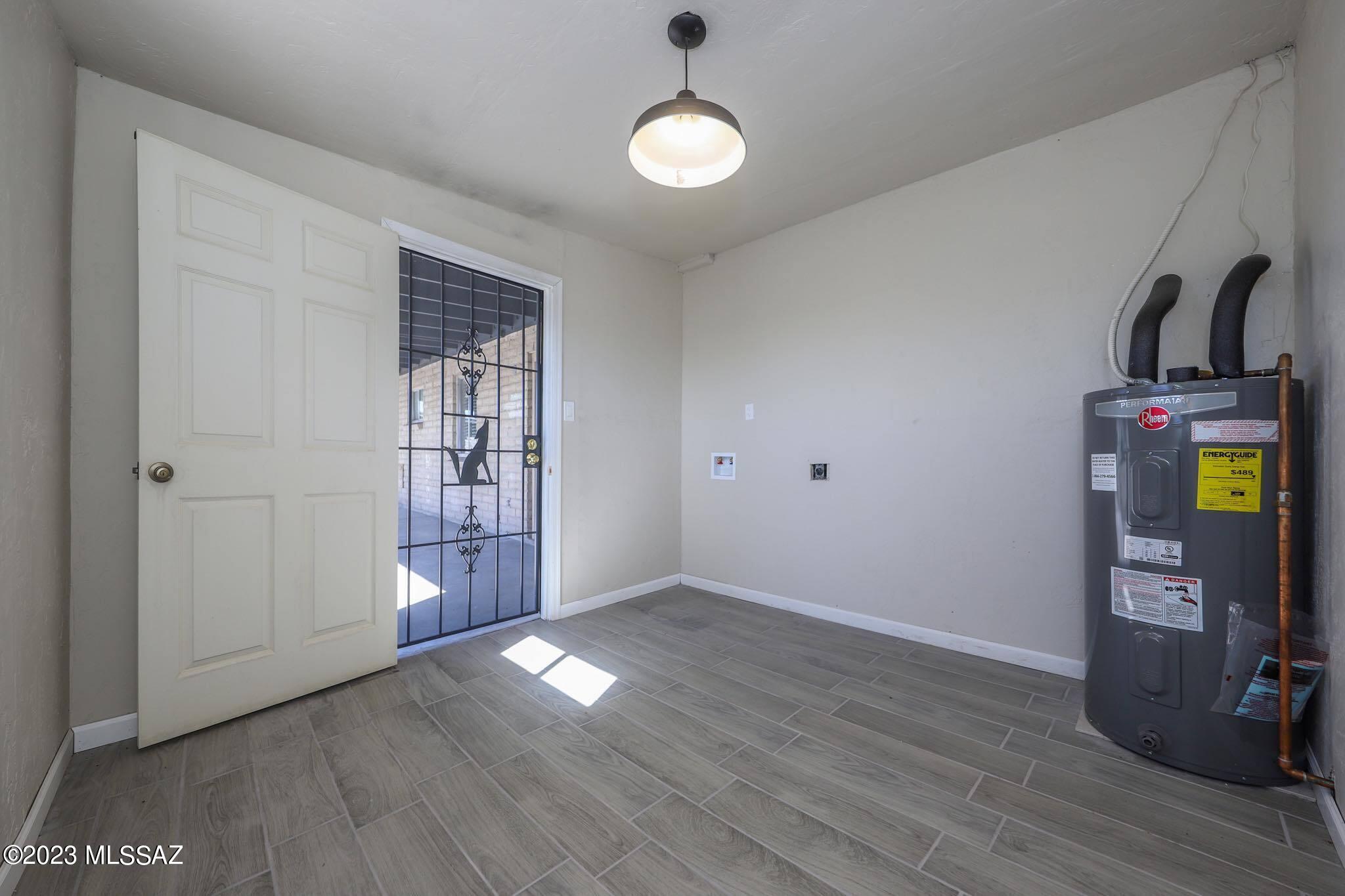 2128 E Alaska Street