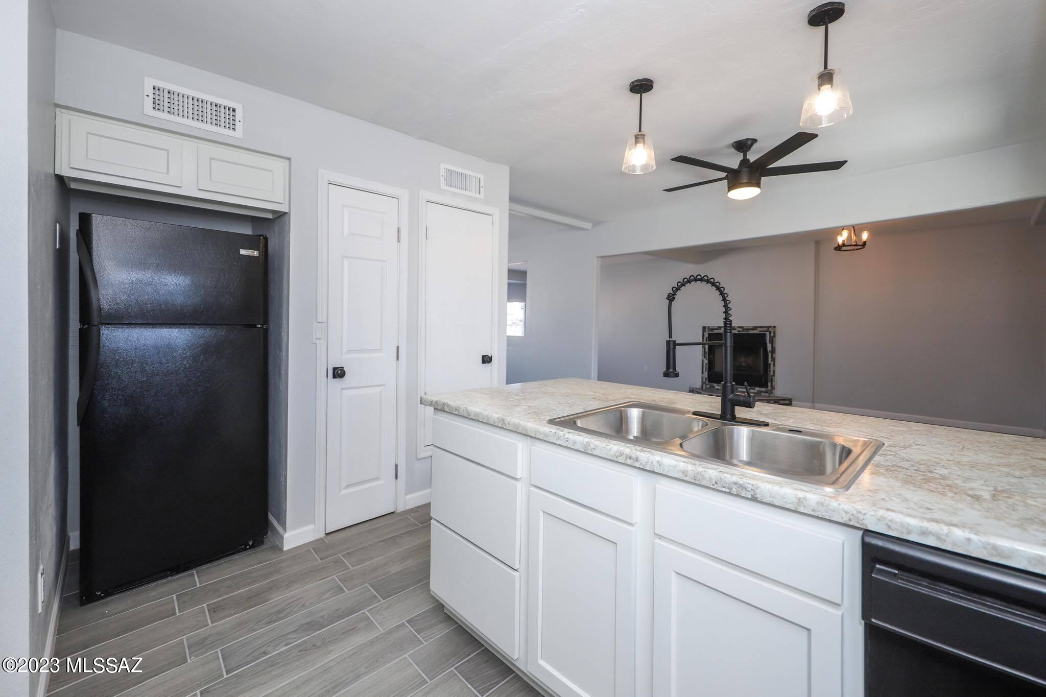 2128 E Alaska Street