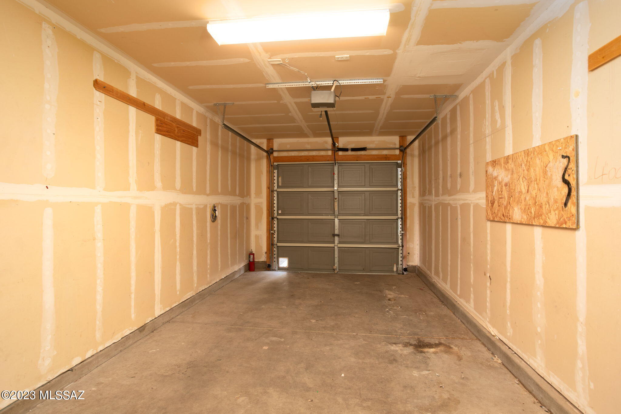 1482 E Melridge Street