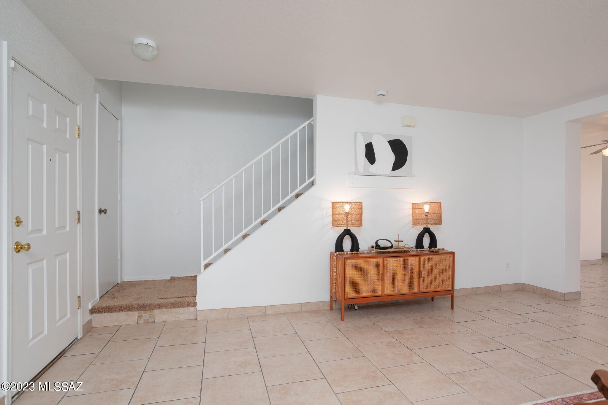 1482 E Melridge Street