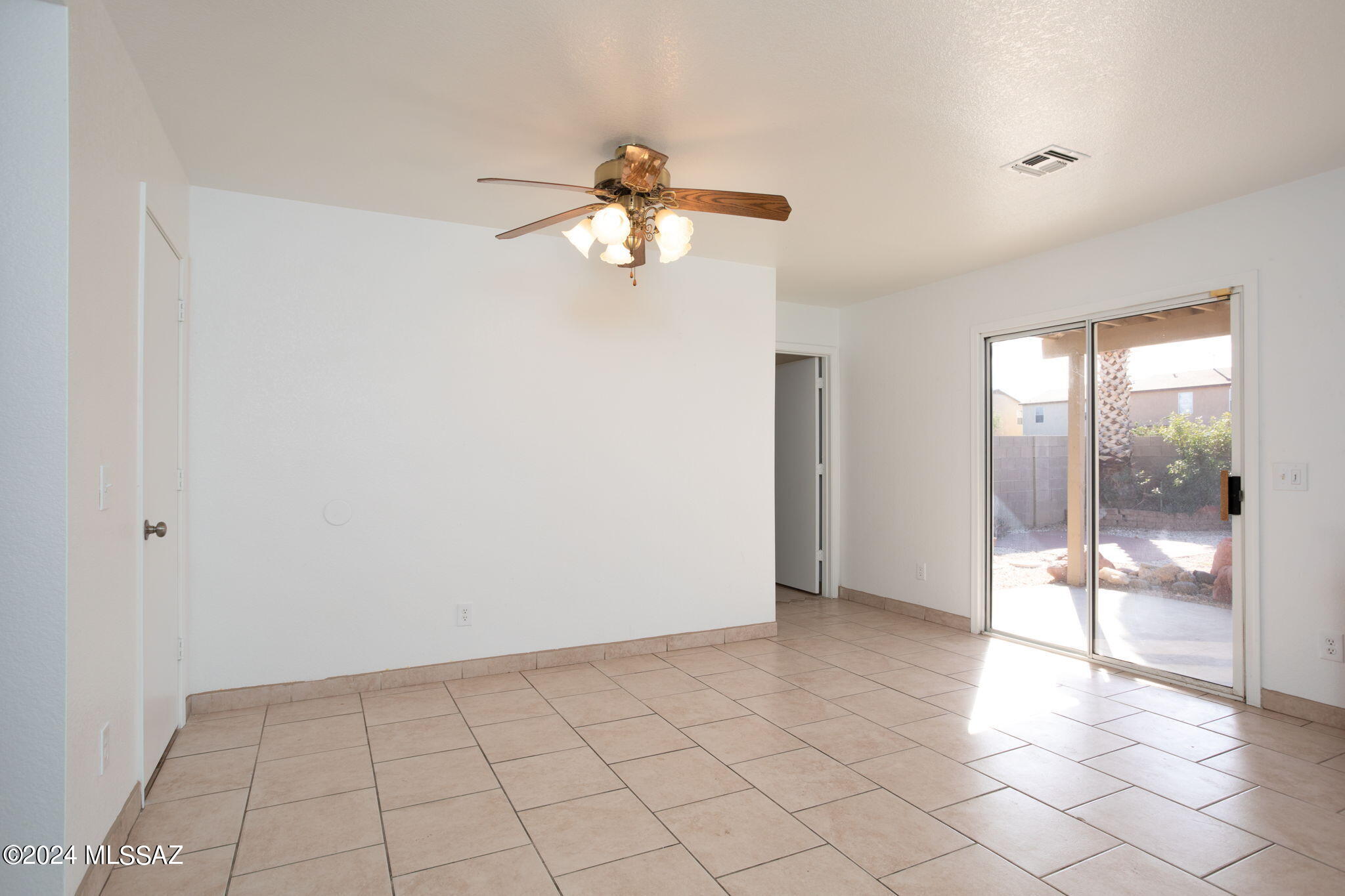 1482 E Melridge Street