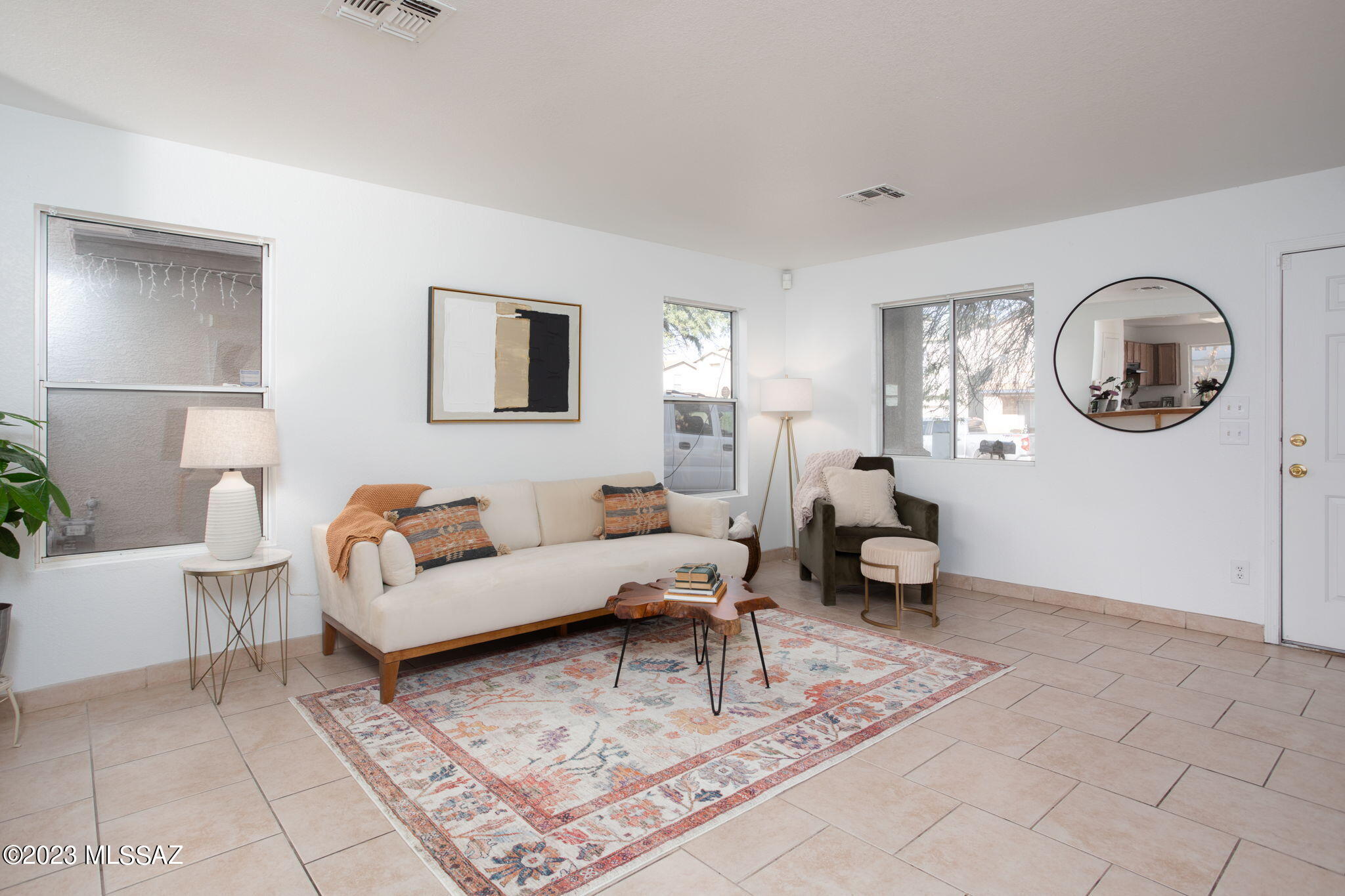 1482 E Melridge Street