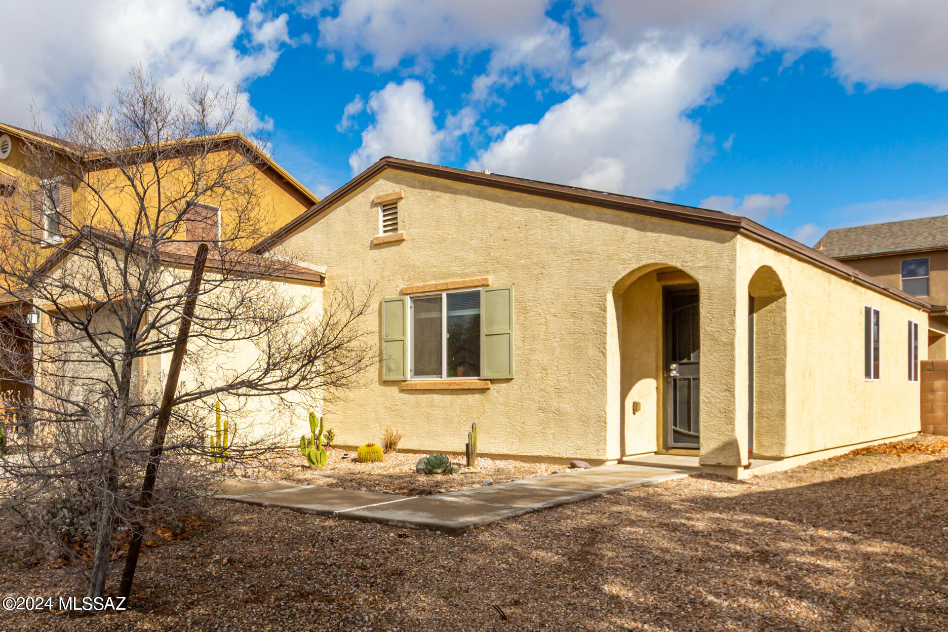 7049 S Red Maids Drive