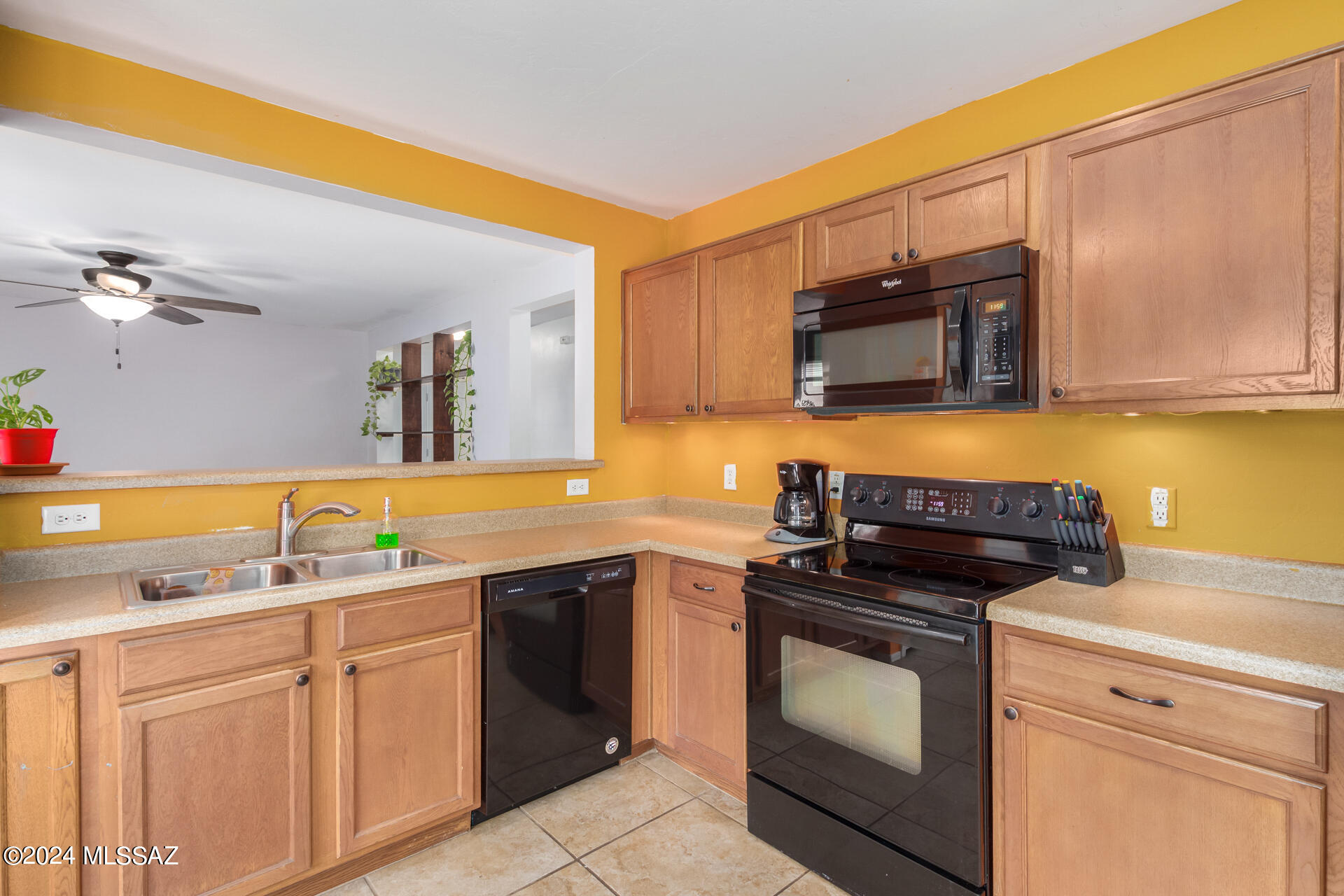 7049 S Red Maids Drive