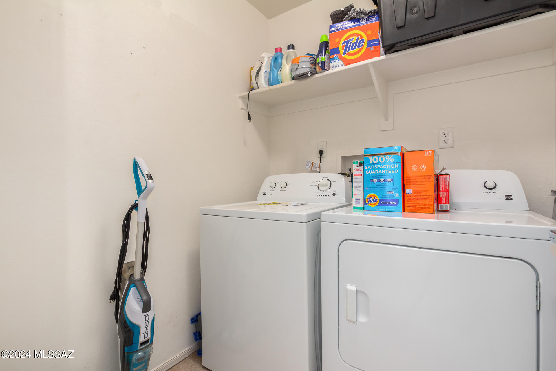 7049 S Red Maids Drive