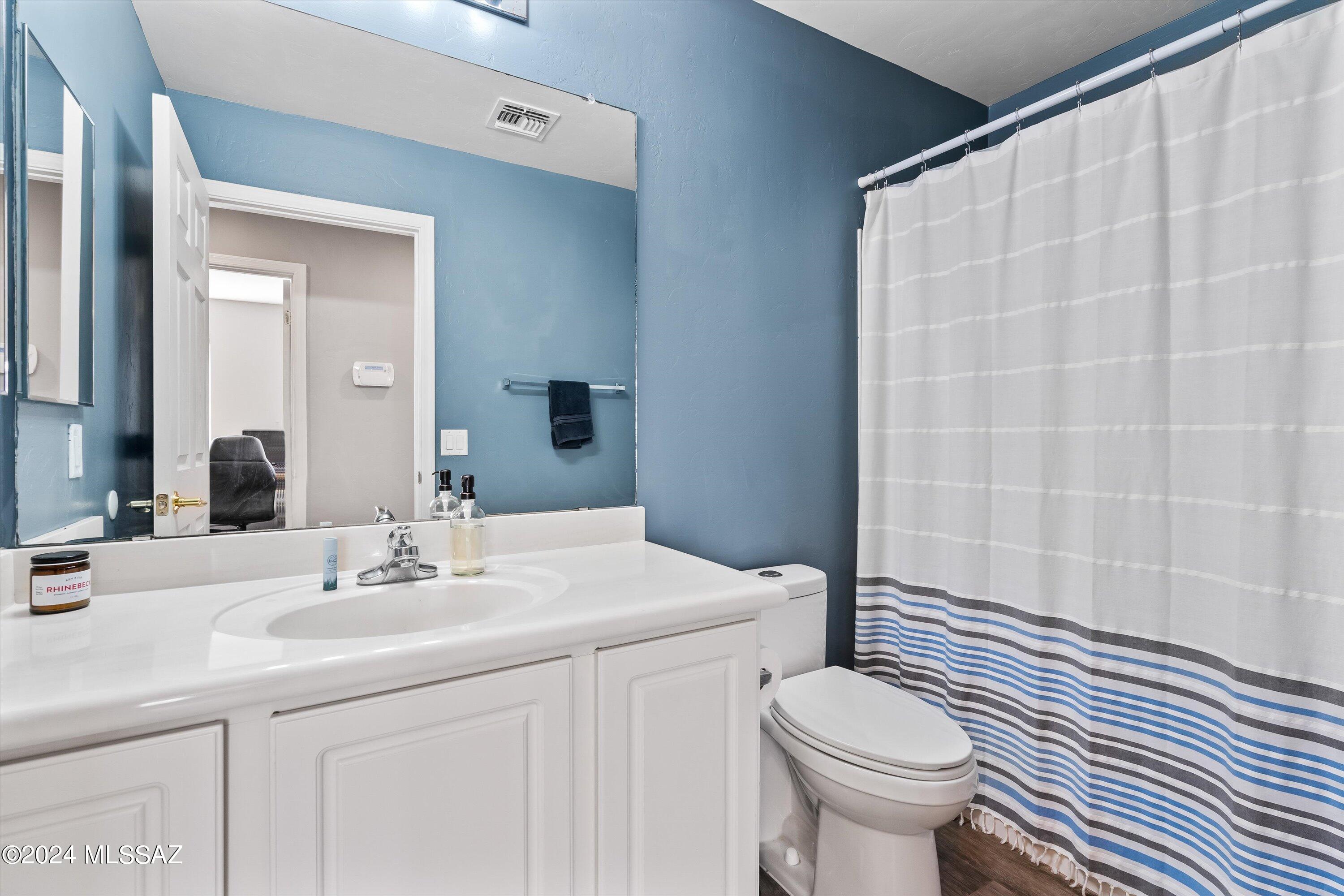 28 W Eric Dorman Street