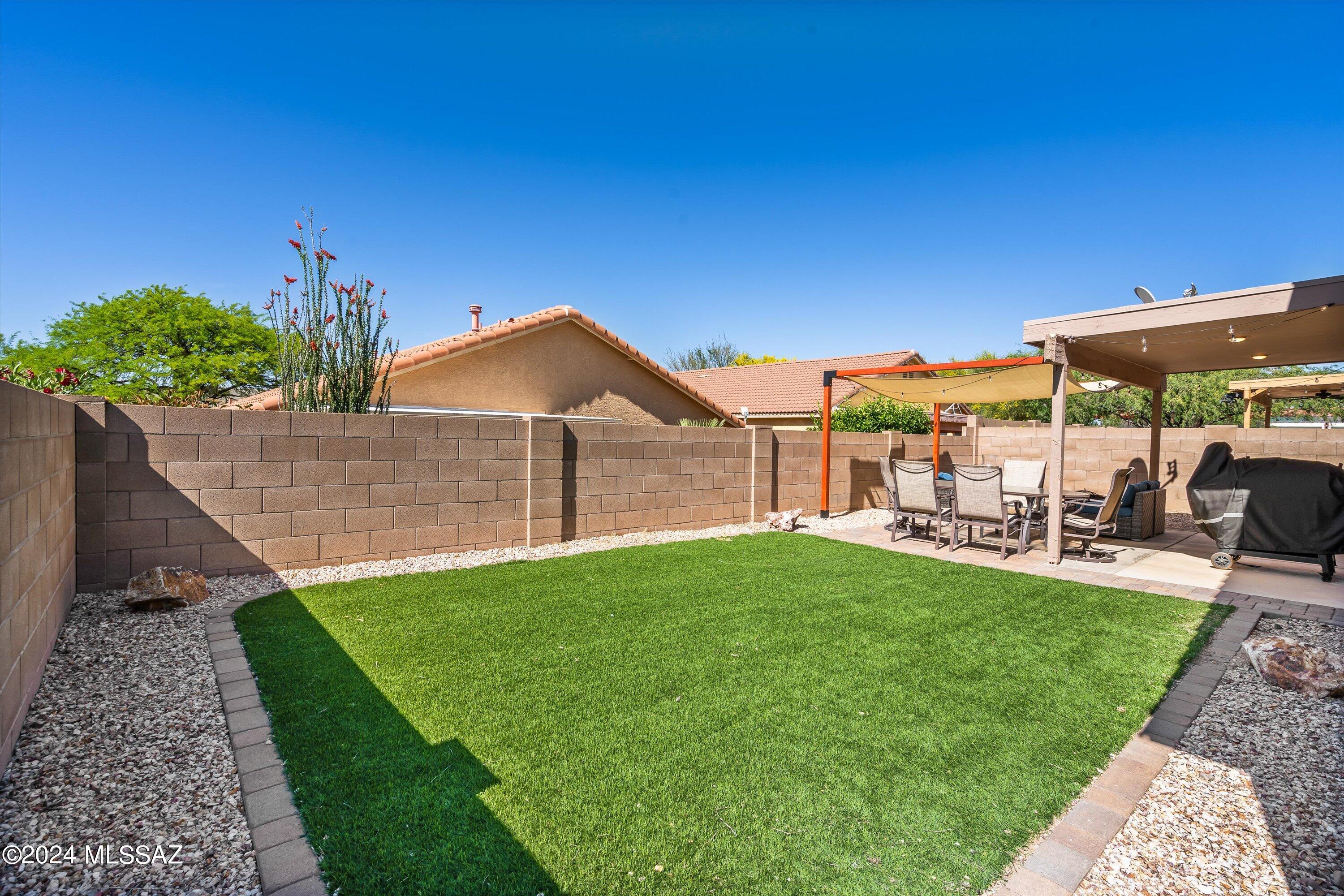 28 W Eric Dorman Street