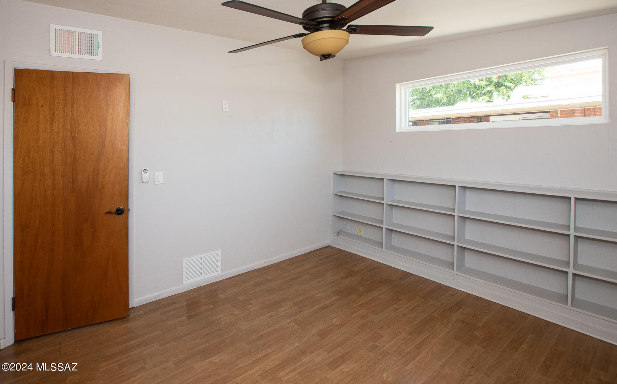 4325 N Stanley Place