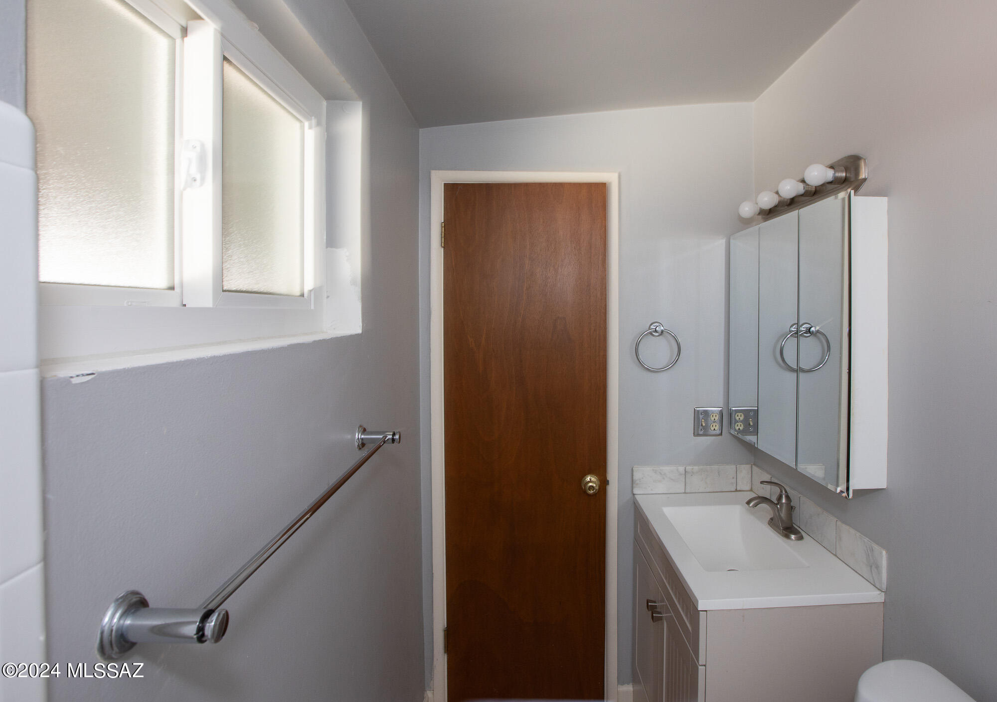 4325 N Stanley Place