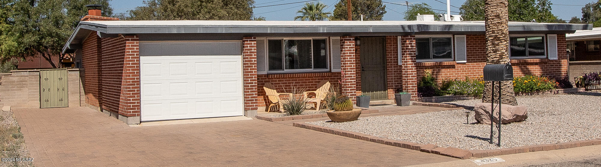 4325 N Stanley Place