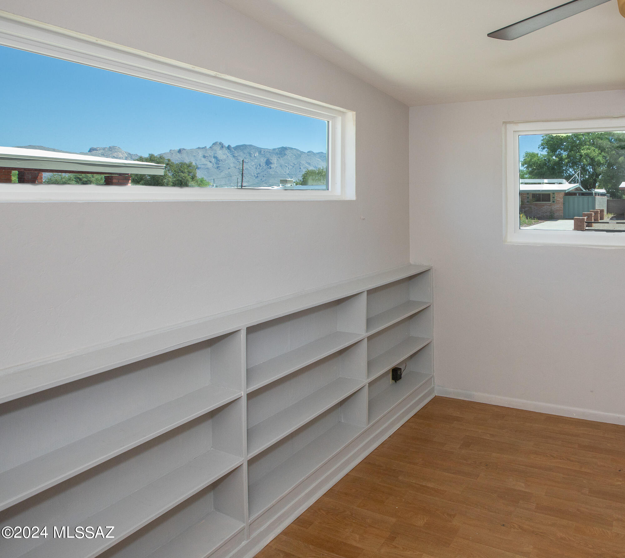 4325 N Stanley Place