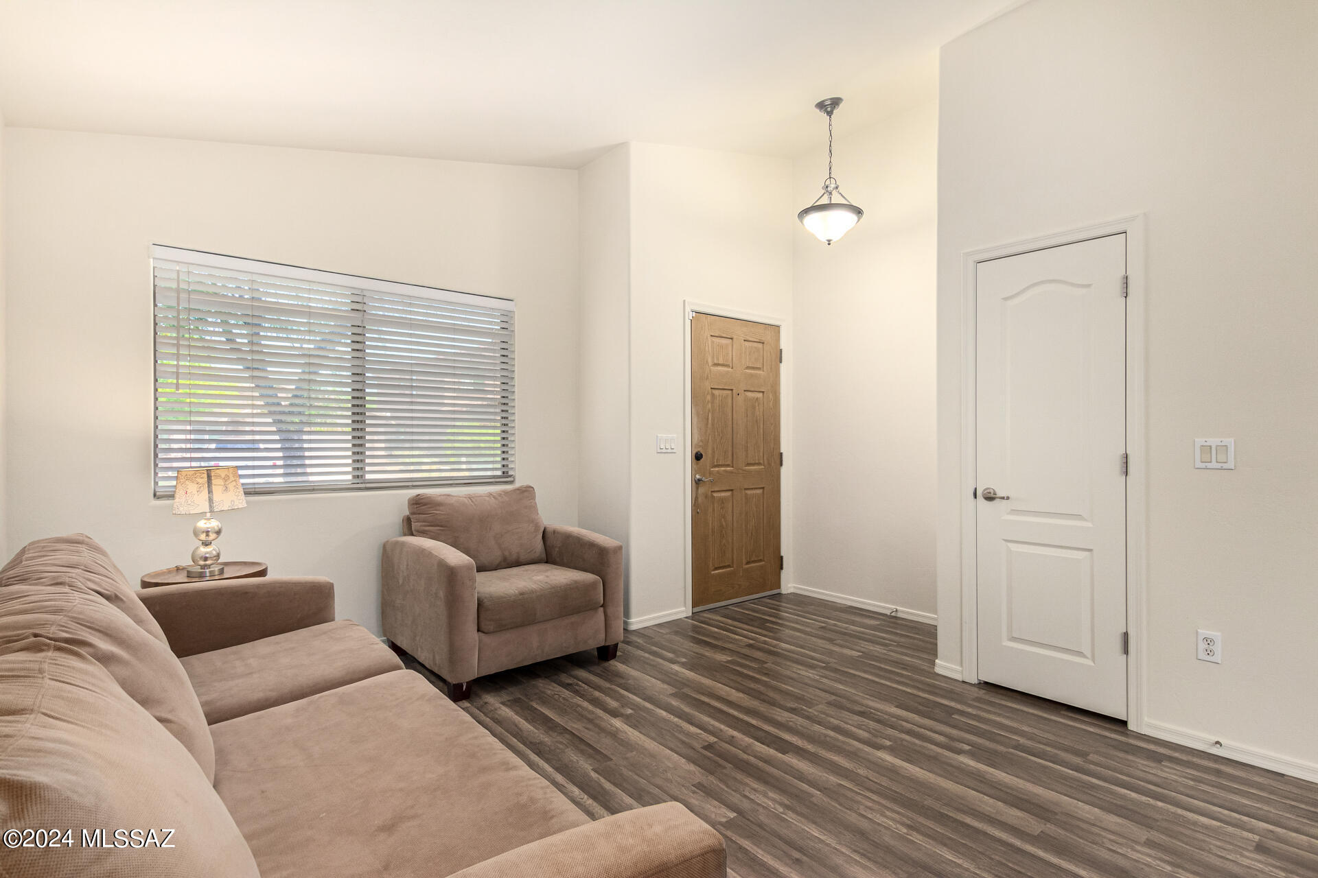 4142 E Coolbrooke Drive