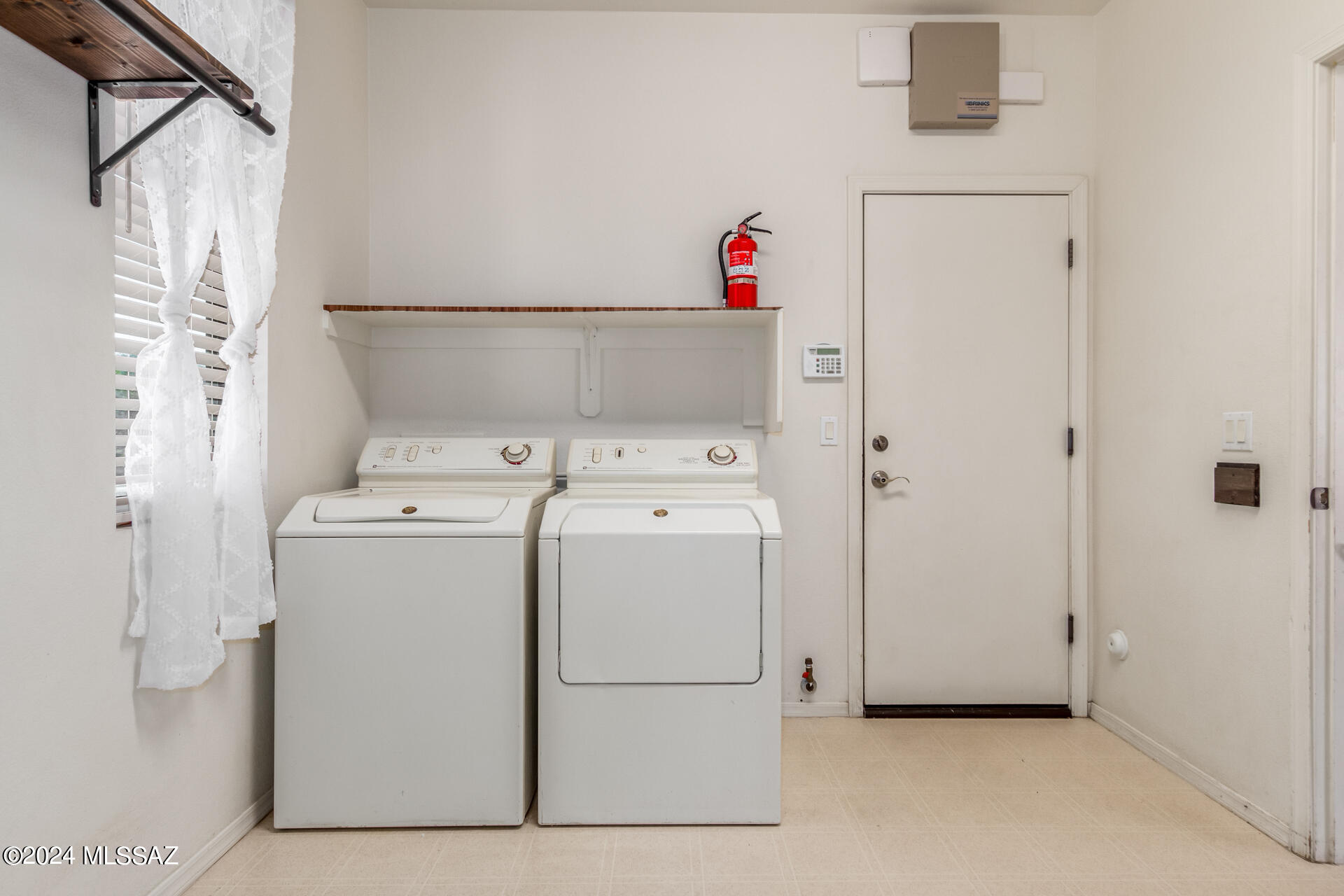 4884 W Calle Don Manuel