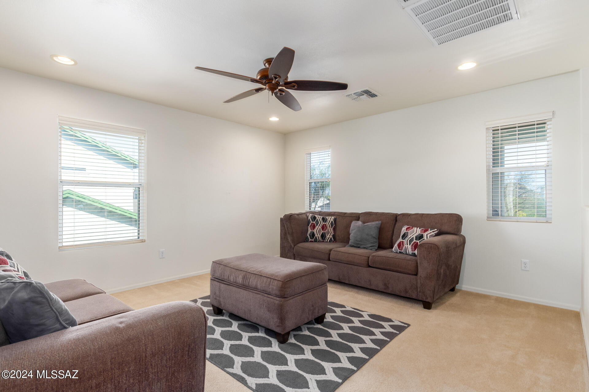 4884 W Calle Don Manuel