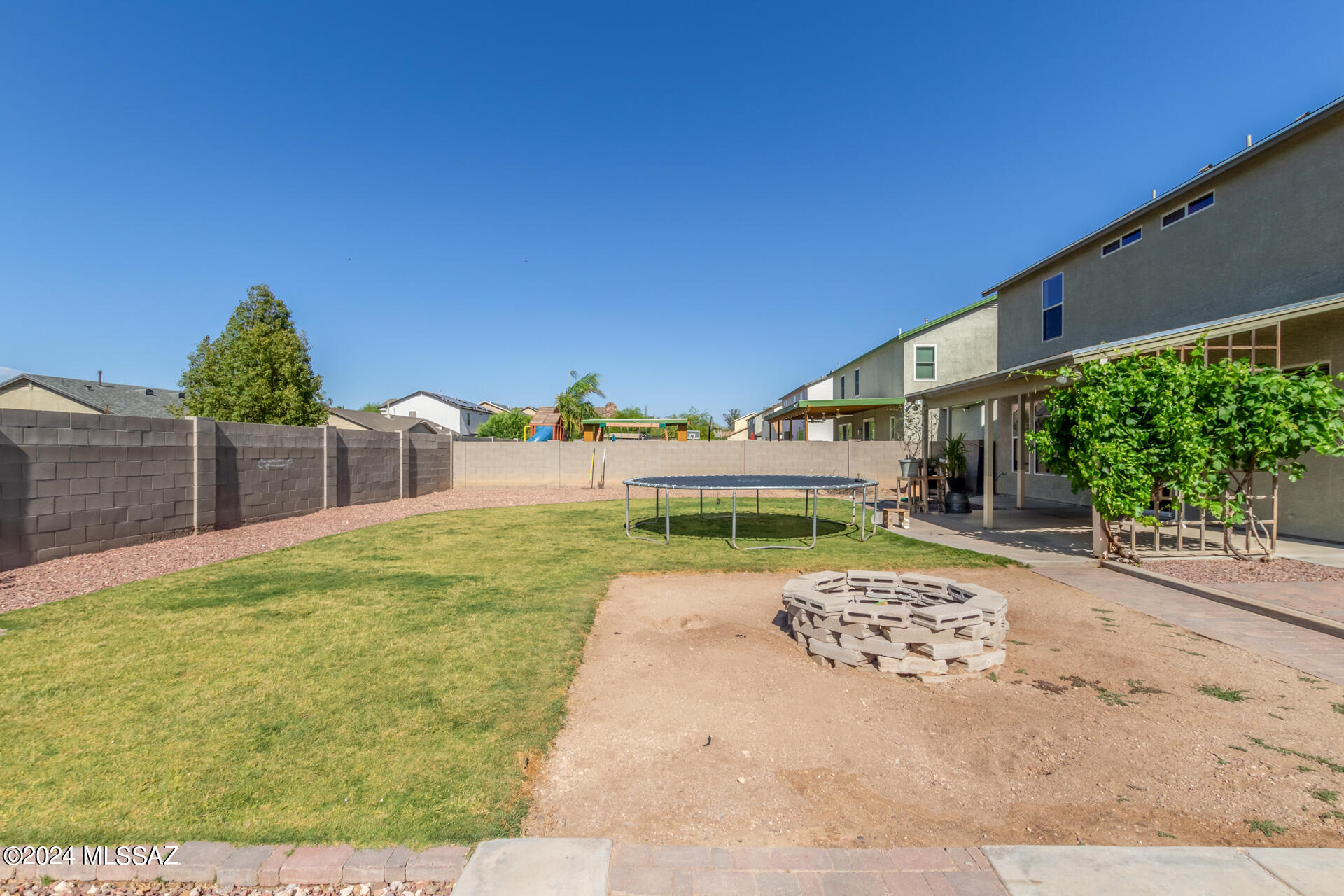 4884 W Calle Don Manuel