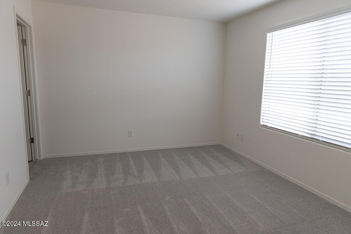 9121 E White Bluff Court