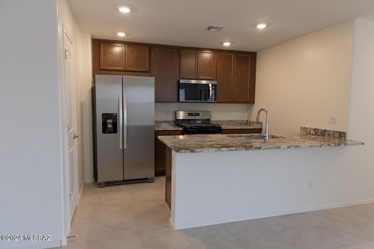 9121 E White Bluff Court