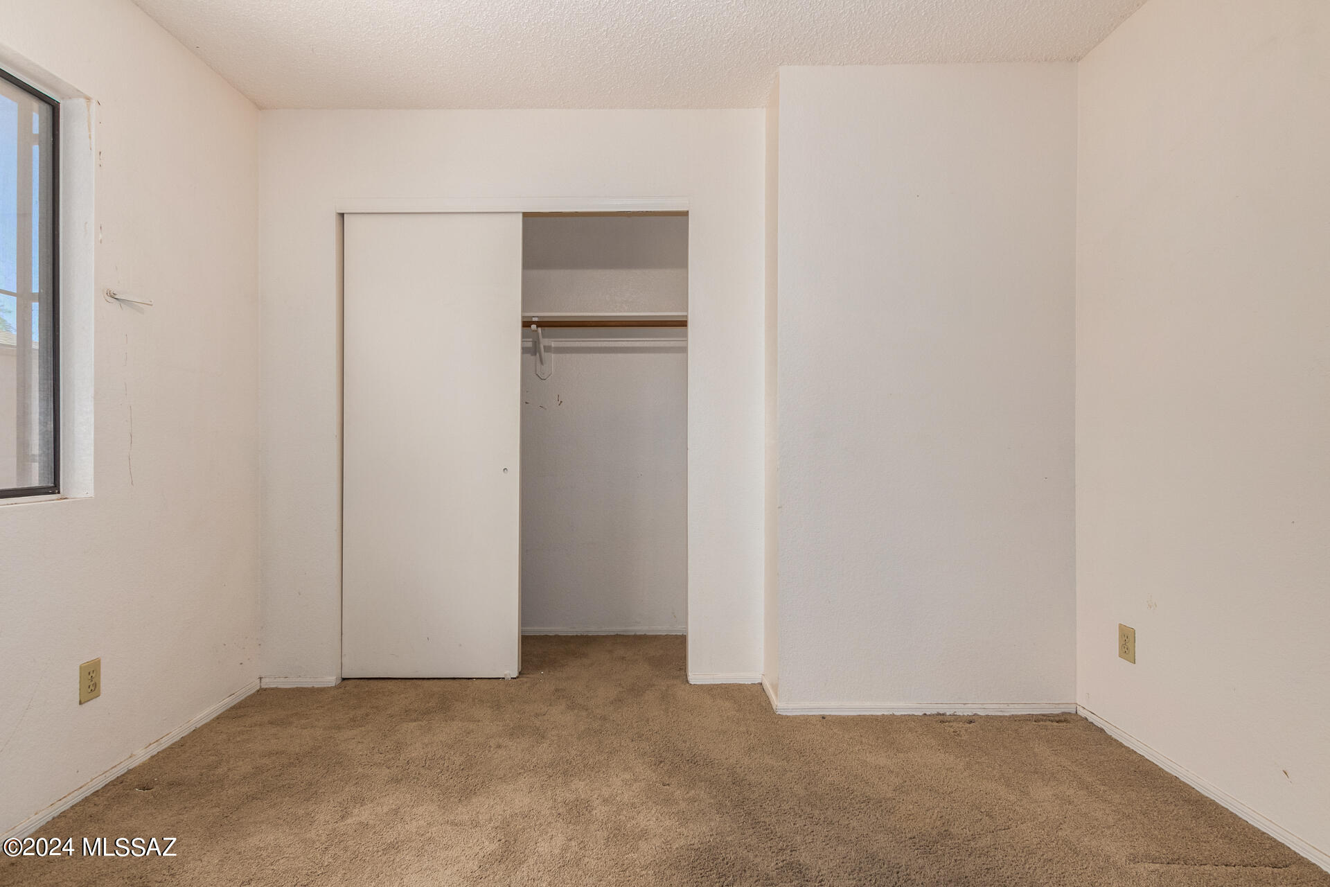 1600 W Mulholland Court