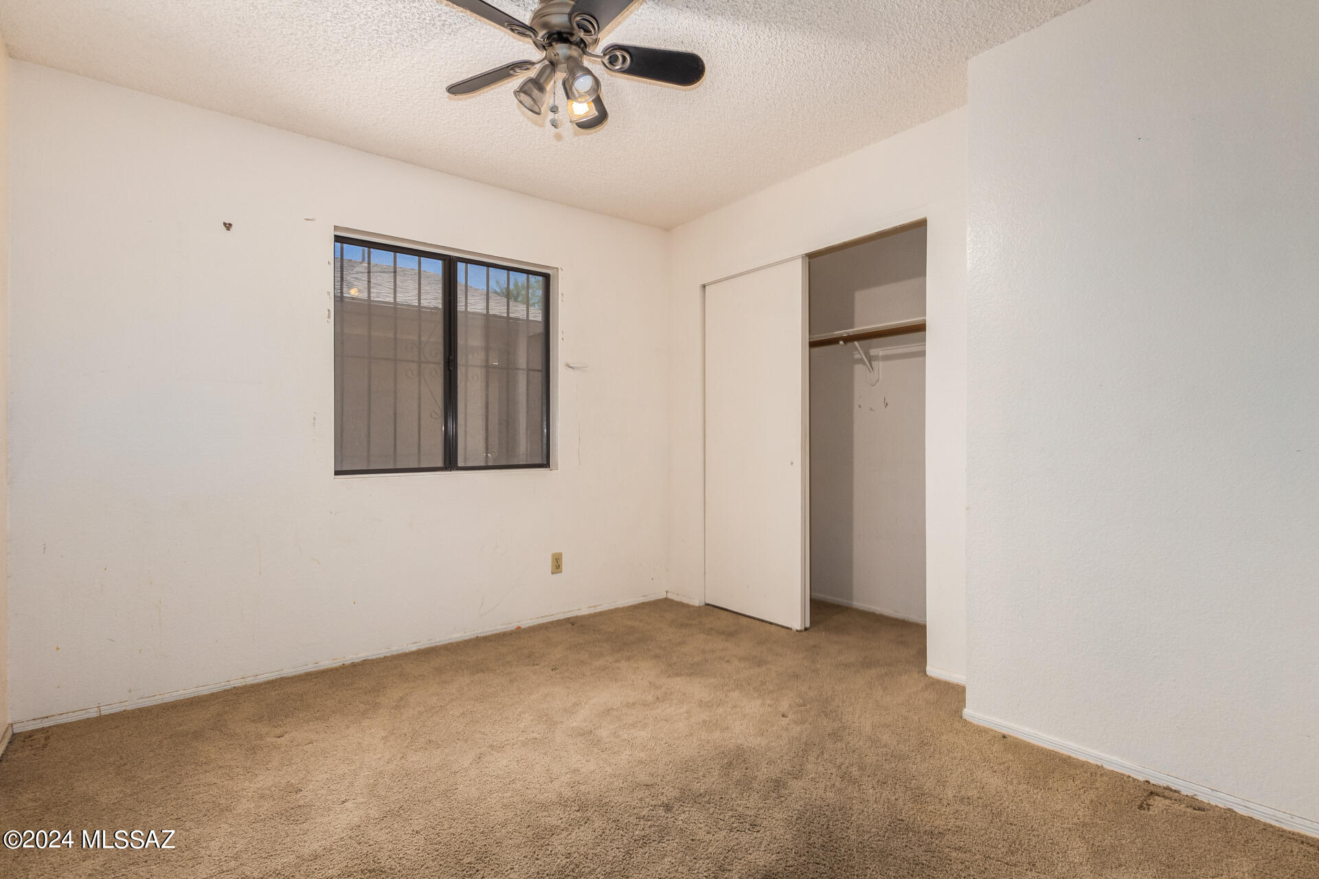 1600 W Mulholland Court