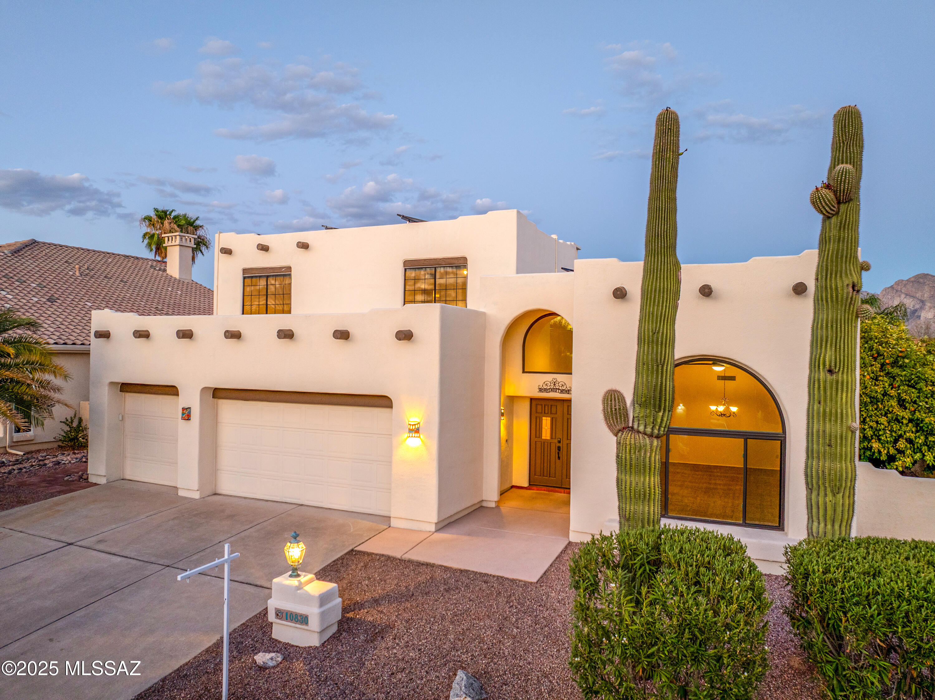 10830 N La Quinta Drive