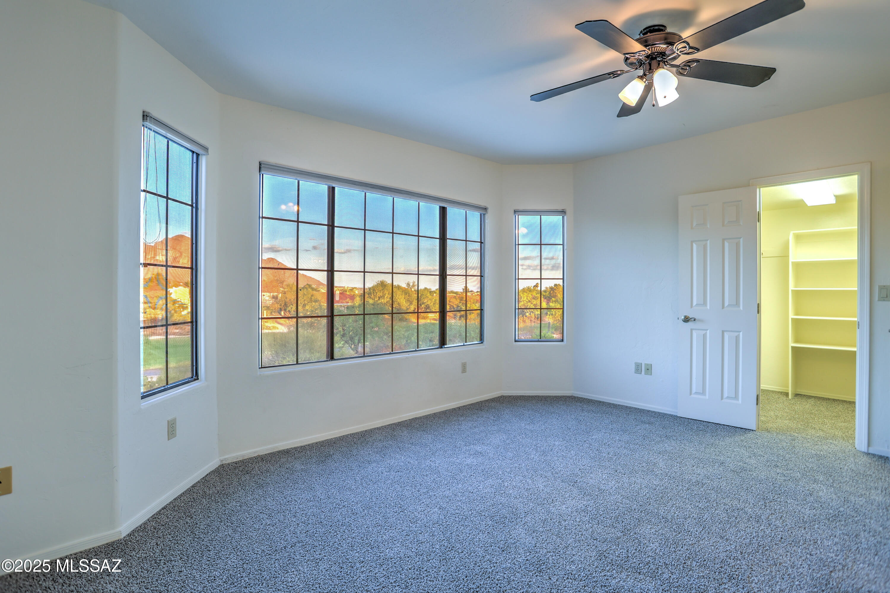 10830 N La Quinta Drive