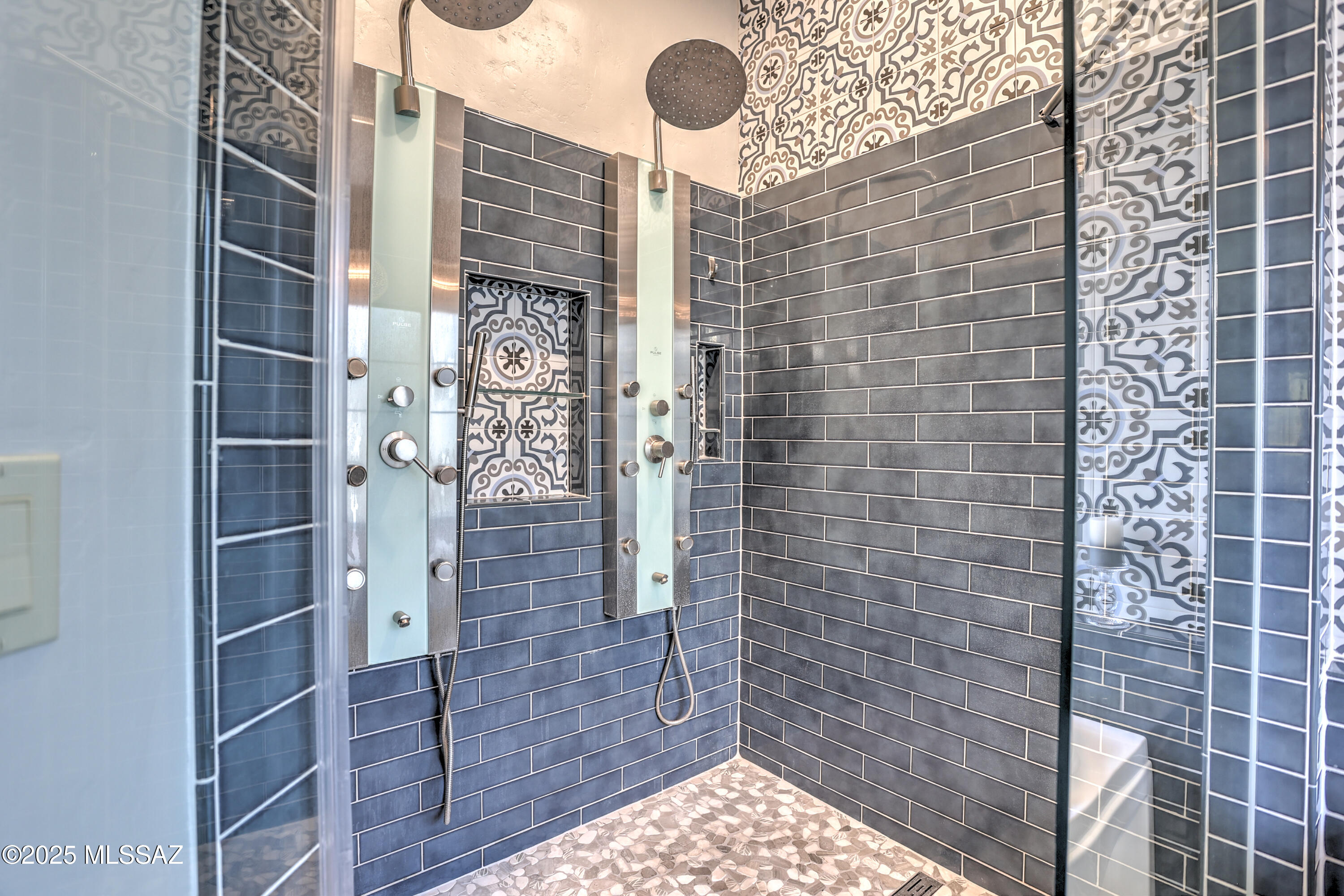 10830 N La Quinta Drive